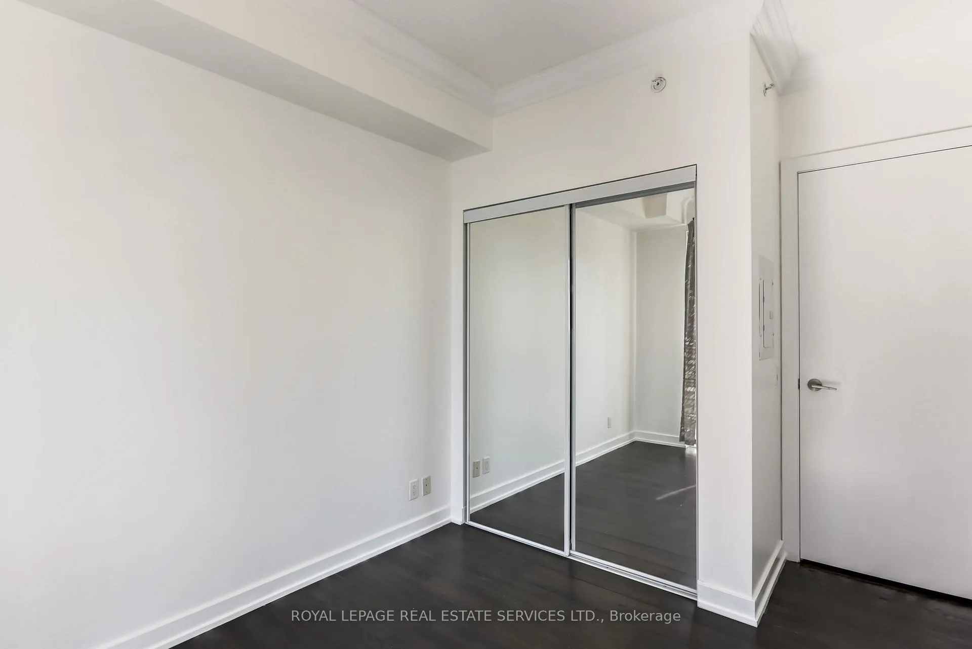 Photo 23 of Unit 3907, 2220 Lakeshore Boulevard W, Etobicoke, Mimico — HOMEH