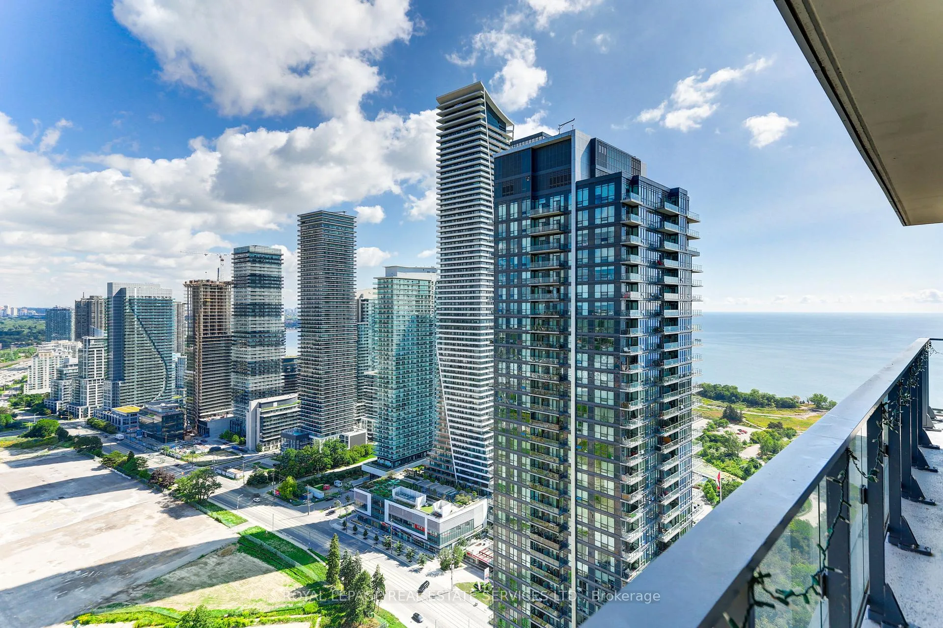 Photo 27 of Unit 3907, 2220 Lakeshore Boulevard W, Etobicoke, Mimico — HOMEH