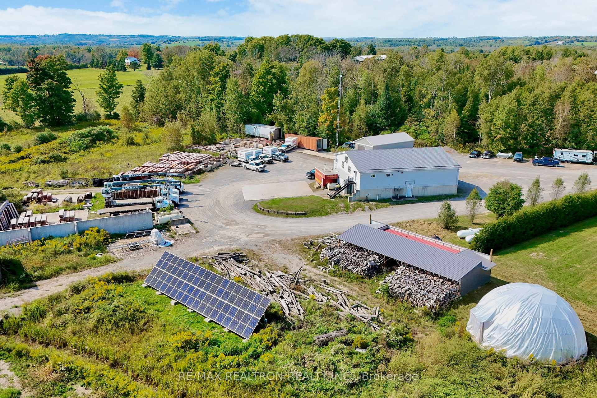 Photo 5 of 1599 Moore Drive, Cavan Monaghan, Cavan Twp — HOMEH