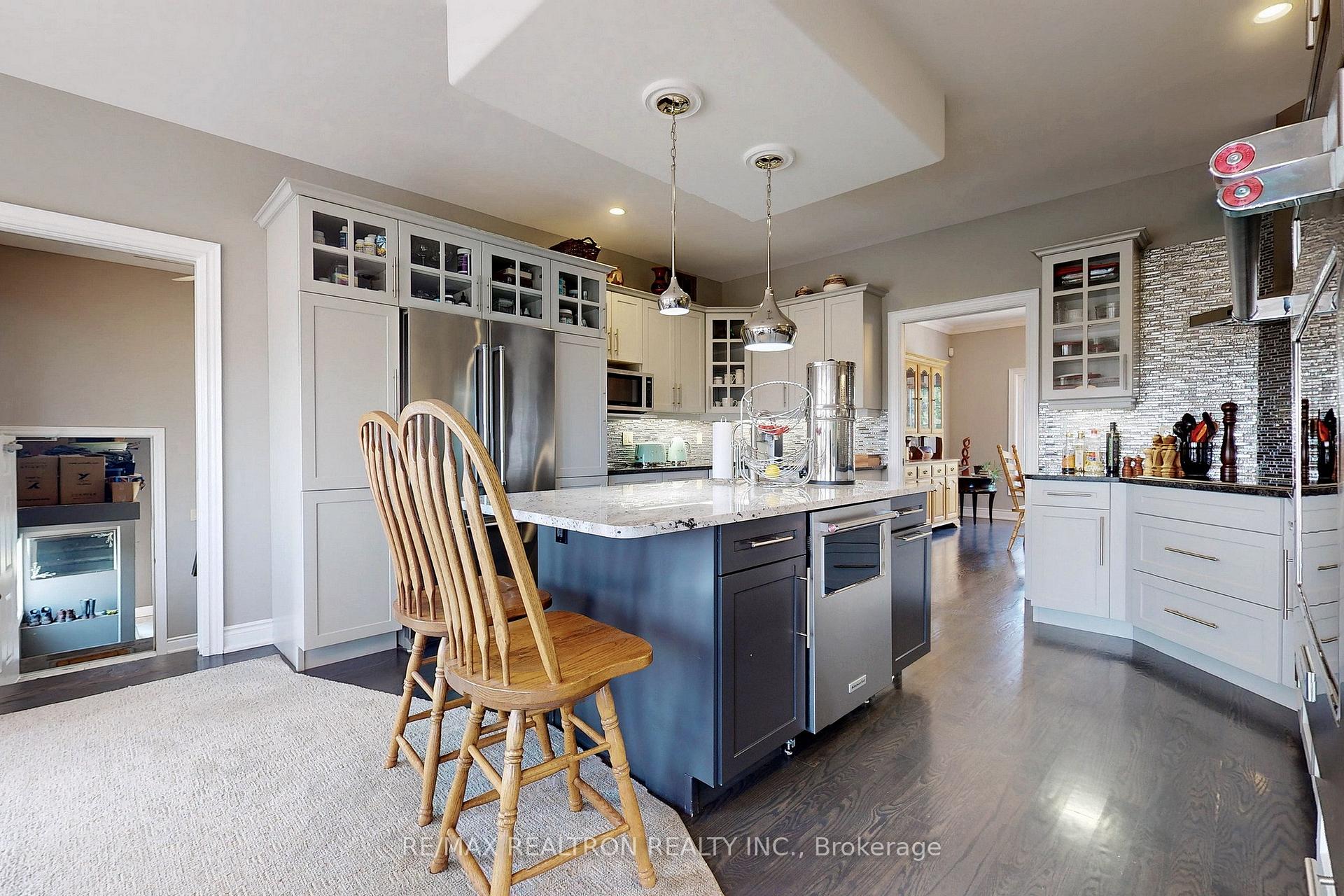 Photo 10 of 1599 Moore Drive, Cavan Monaghan, Cavan Twp — HOMEH