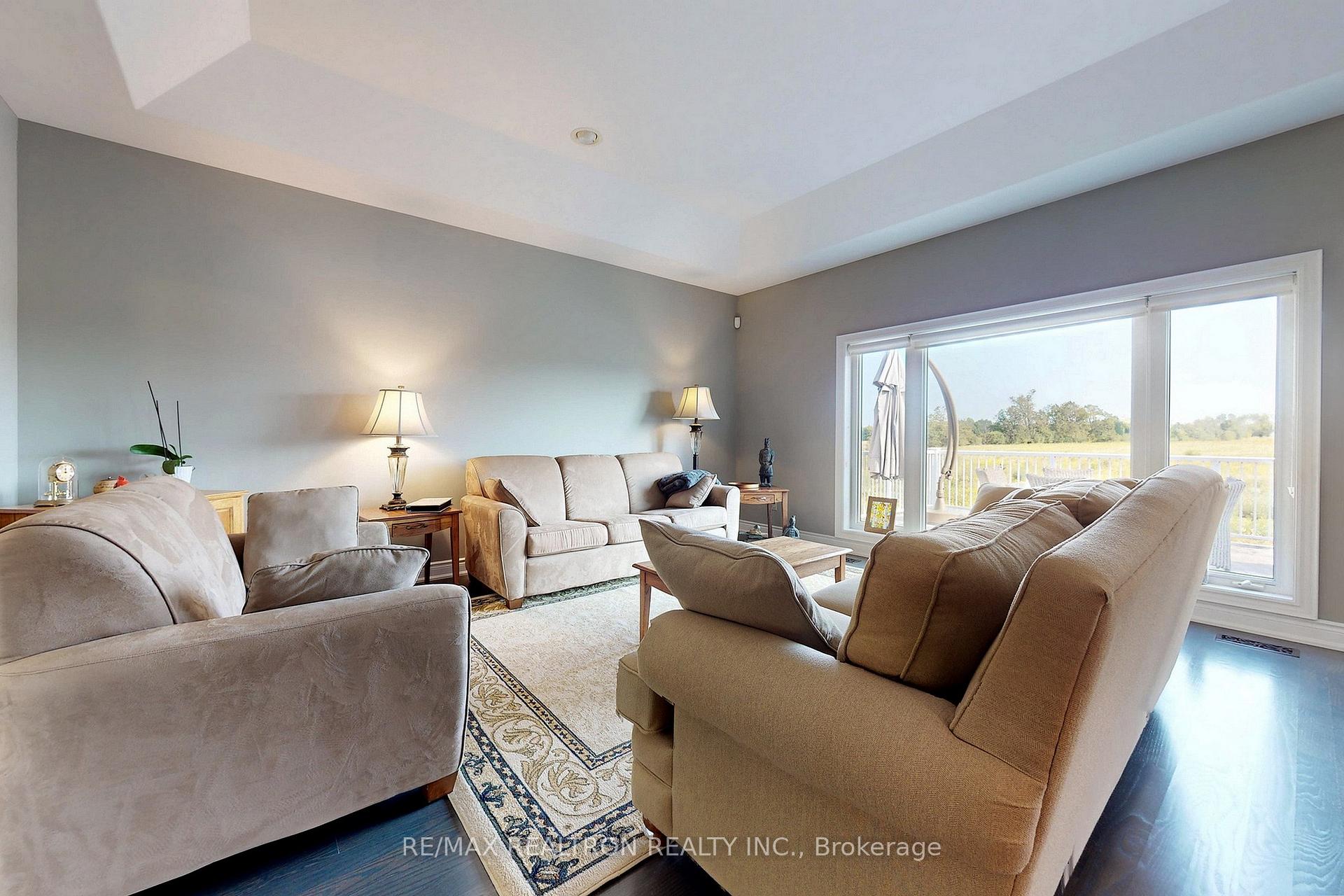 Photo 12 of 1599 Moore Drive, Cavan Monaghan, Cavan Twp — HOMEH