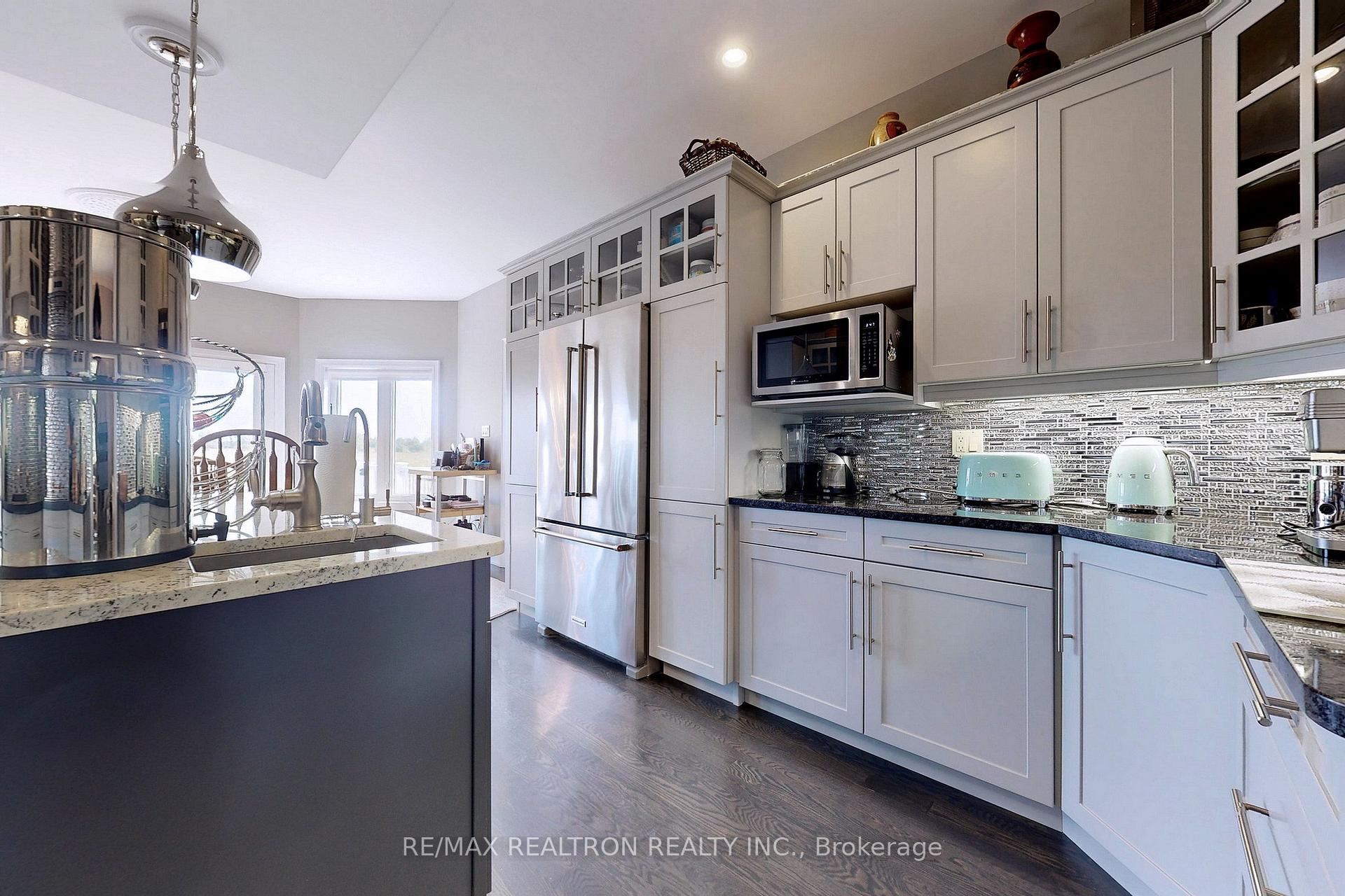 Photo 15 of 1599 Moore Drive, Cavan Monaghan, Cavan Twp — HOMEH