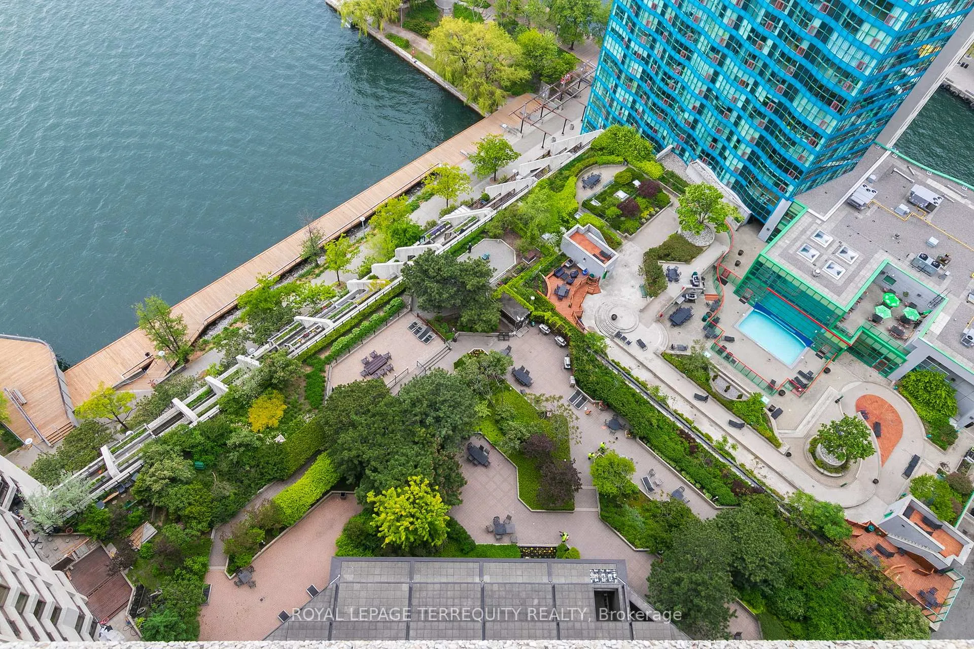 Photo 36 of Unit 3110, 65 Harbour Square, Toronto, Waterfront Communities — HOMEH