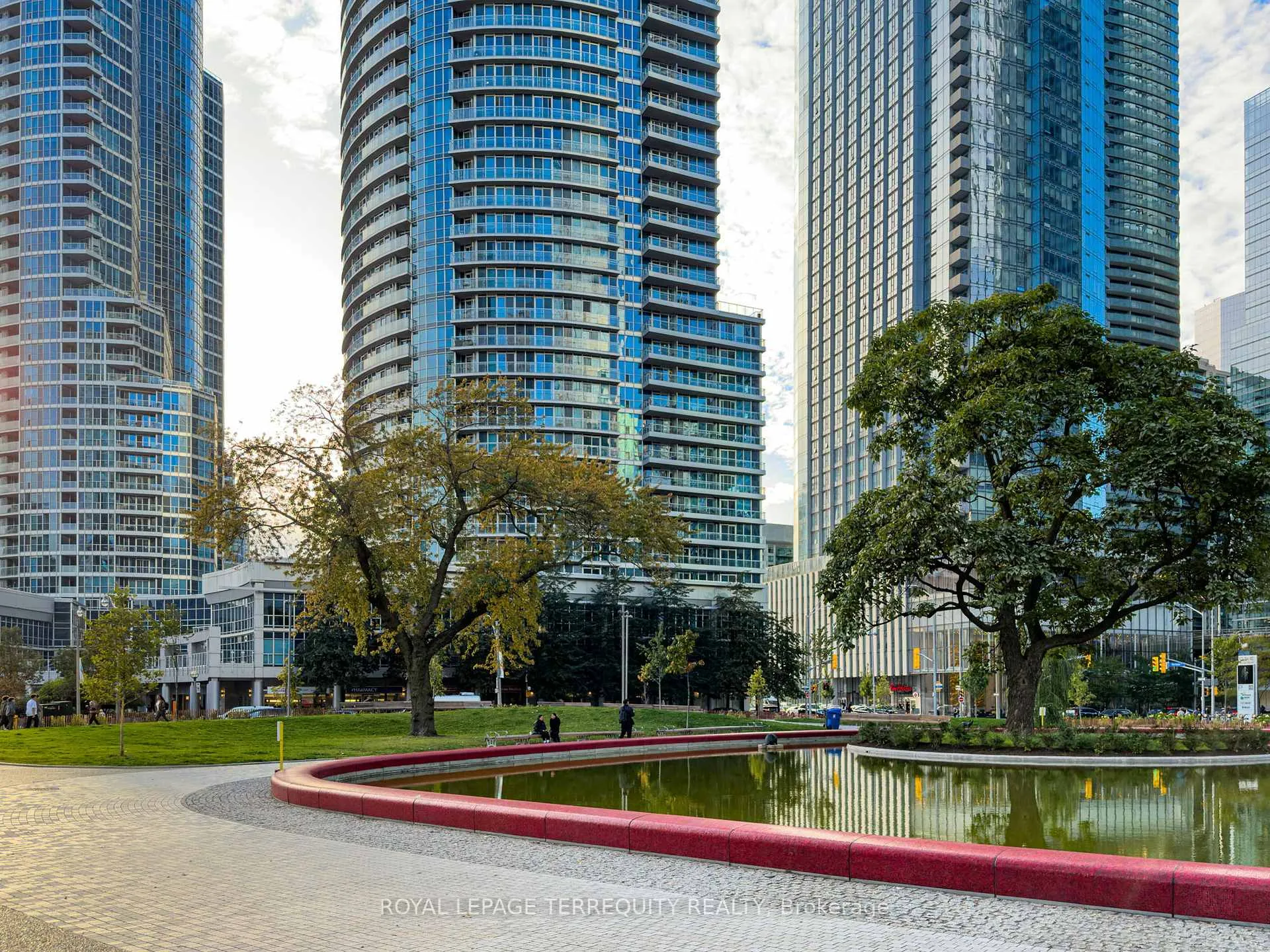 Photo 48 of Unit 3110, 65 Harbour Square, Toronto, Waterfront Communities — HOMEH