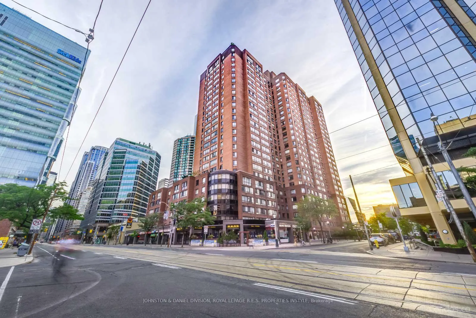 Photo 1 of Unit 2623, 633 Bay Street, Toronto, Bay Street Corridor — HOMEH
