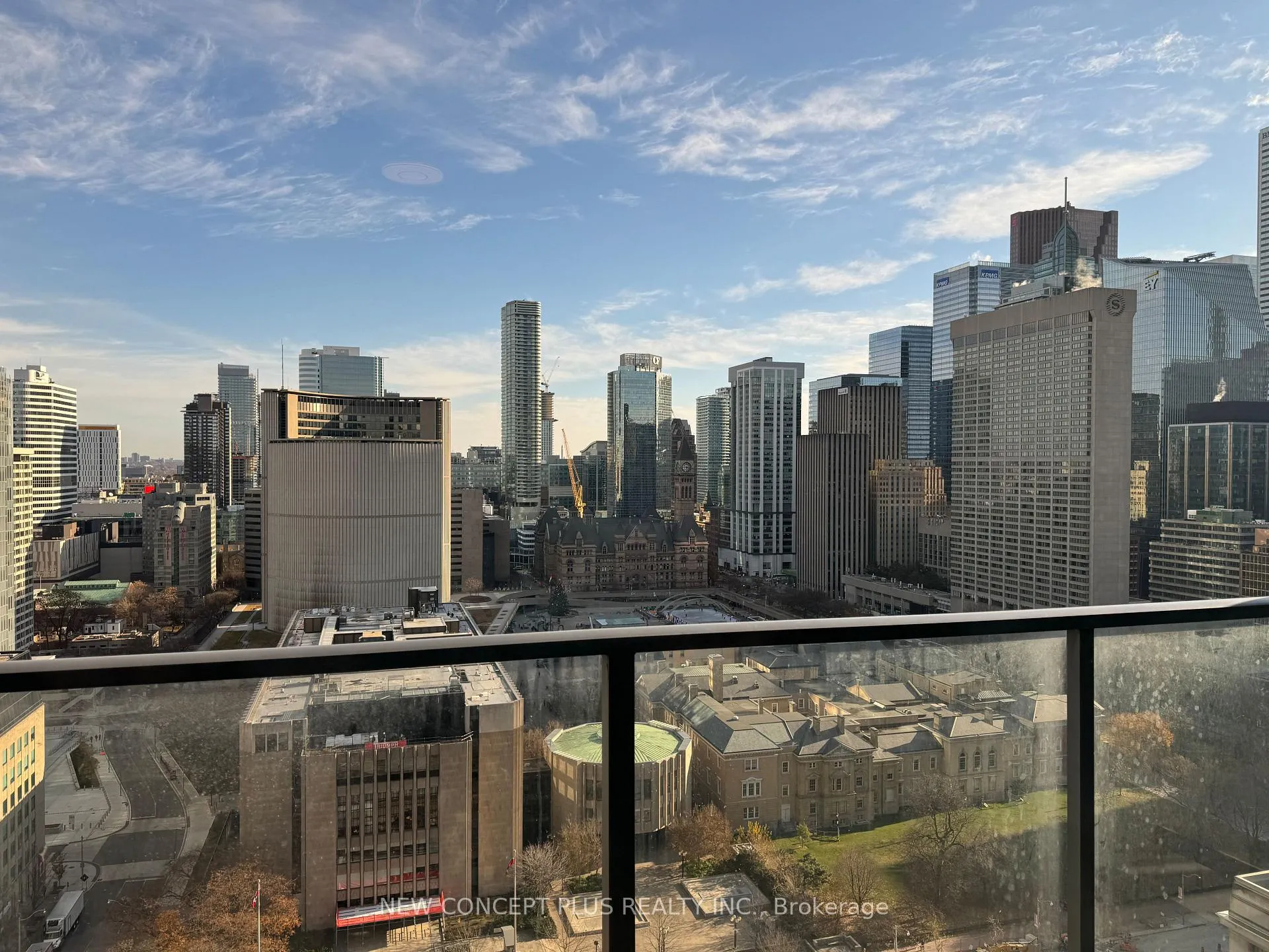 Photo 10 of Unit 2406, 210 Simcoe Street, Toronto, Kensington-Chinatown — HOMEH