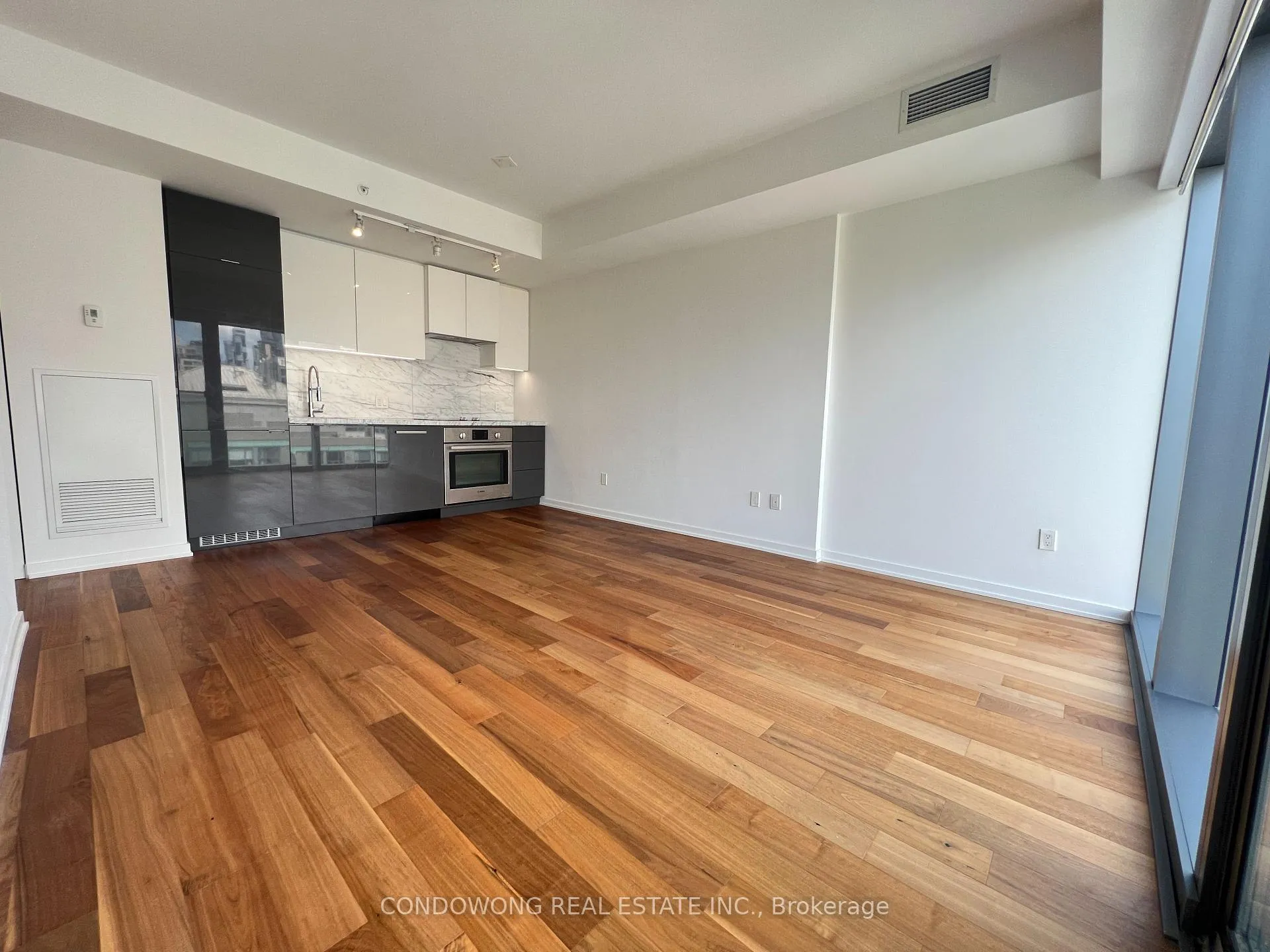 Photo 2 of Unit 1701, 60 Colborne Street, Toronto, Church-Yonge Corridor — HOMEH