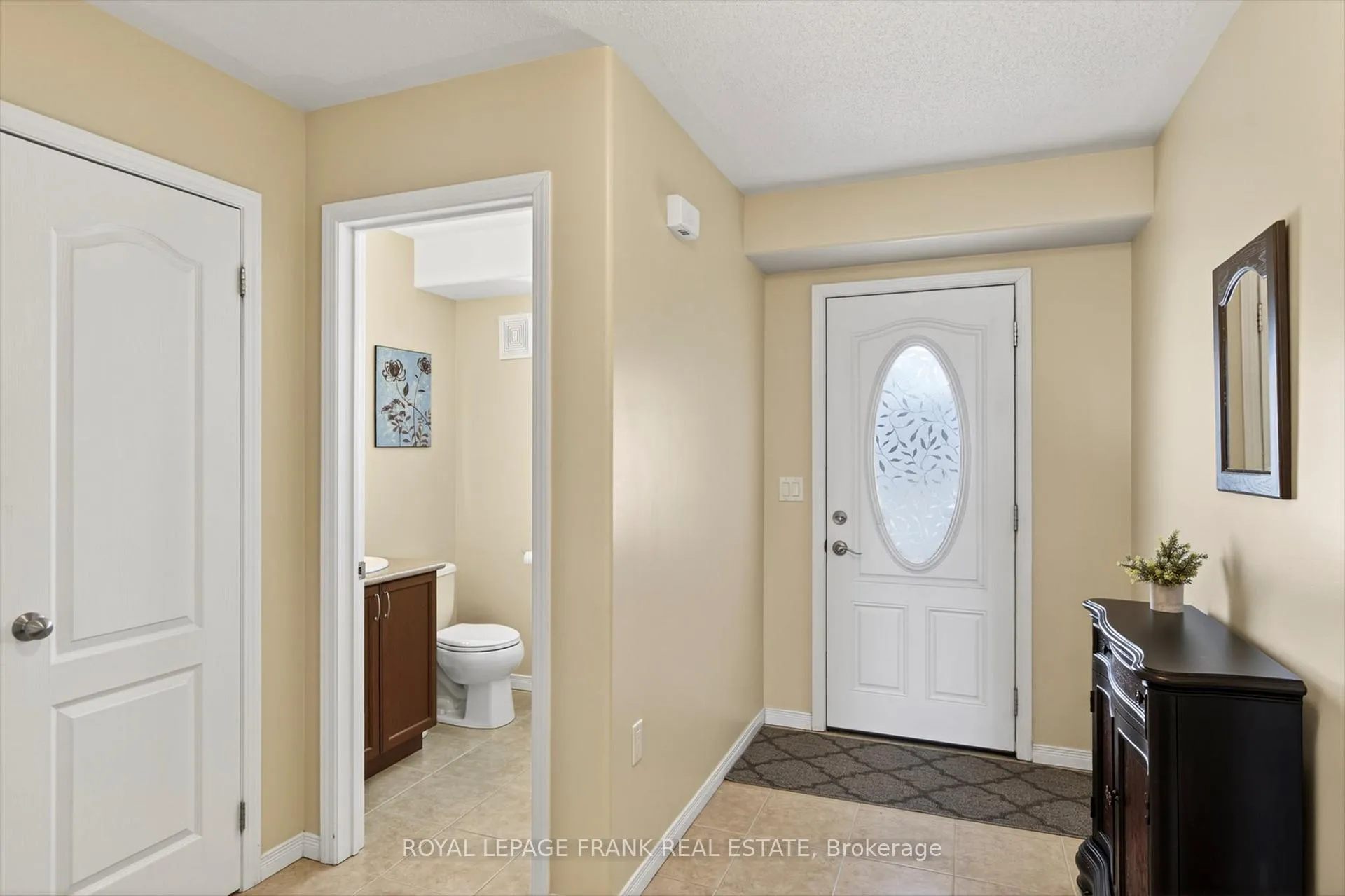 Photo 4 of 1527 Ireland Drive, Peterborough, Monaghan Ward 2 — HOMEH