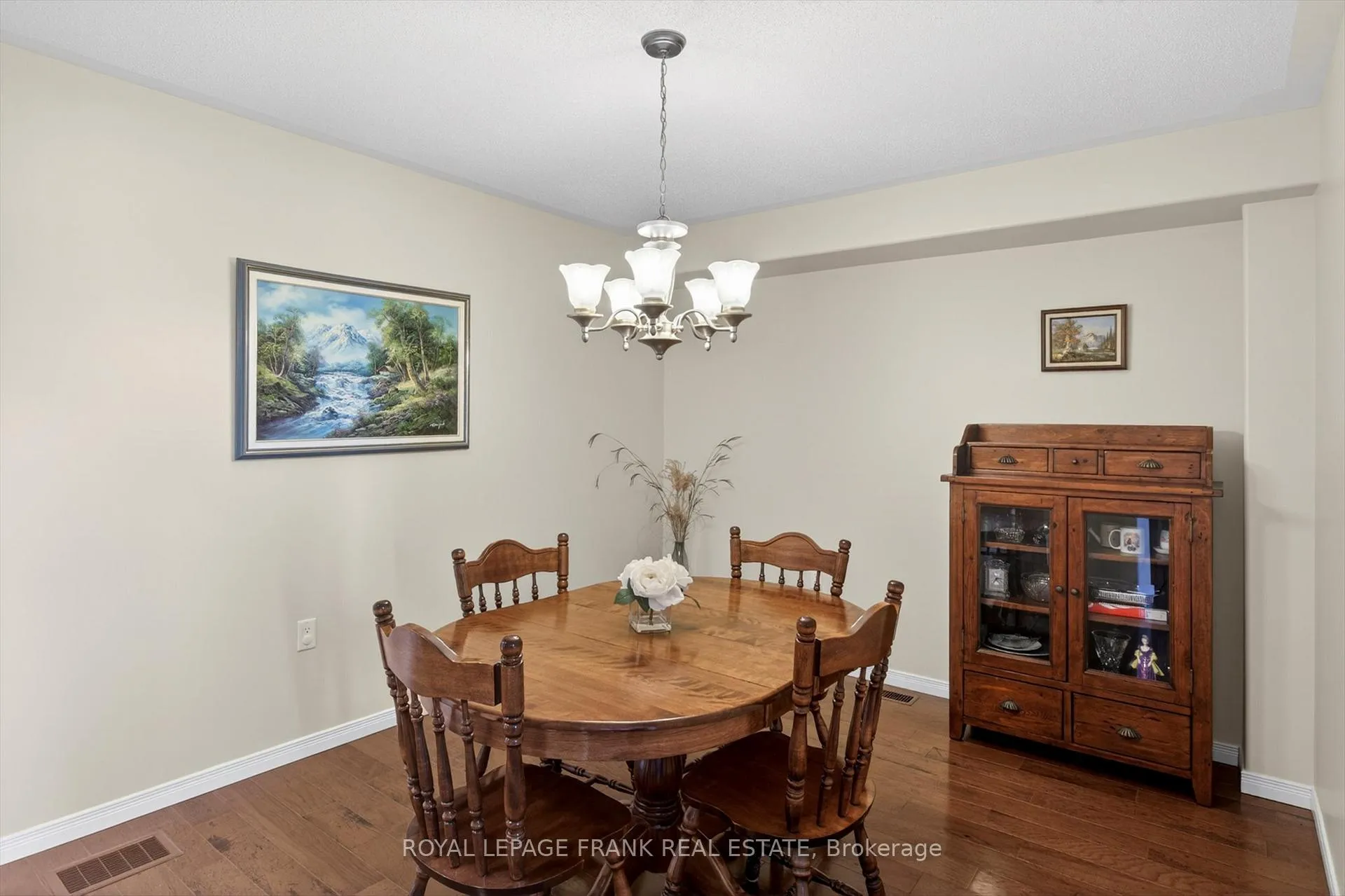 Photo 10 of 1527 Ireland Drive, Peterborough, Monaghan Ward 2 — HOMEH
