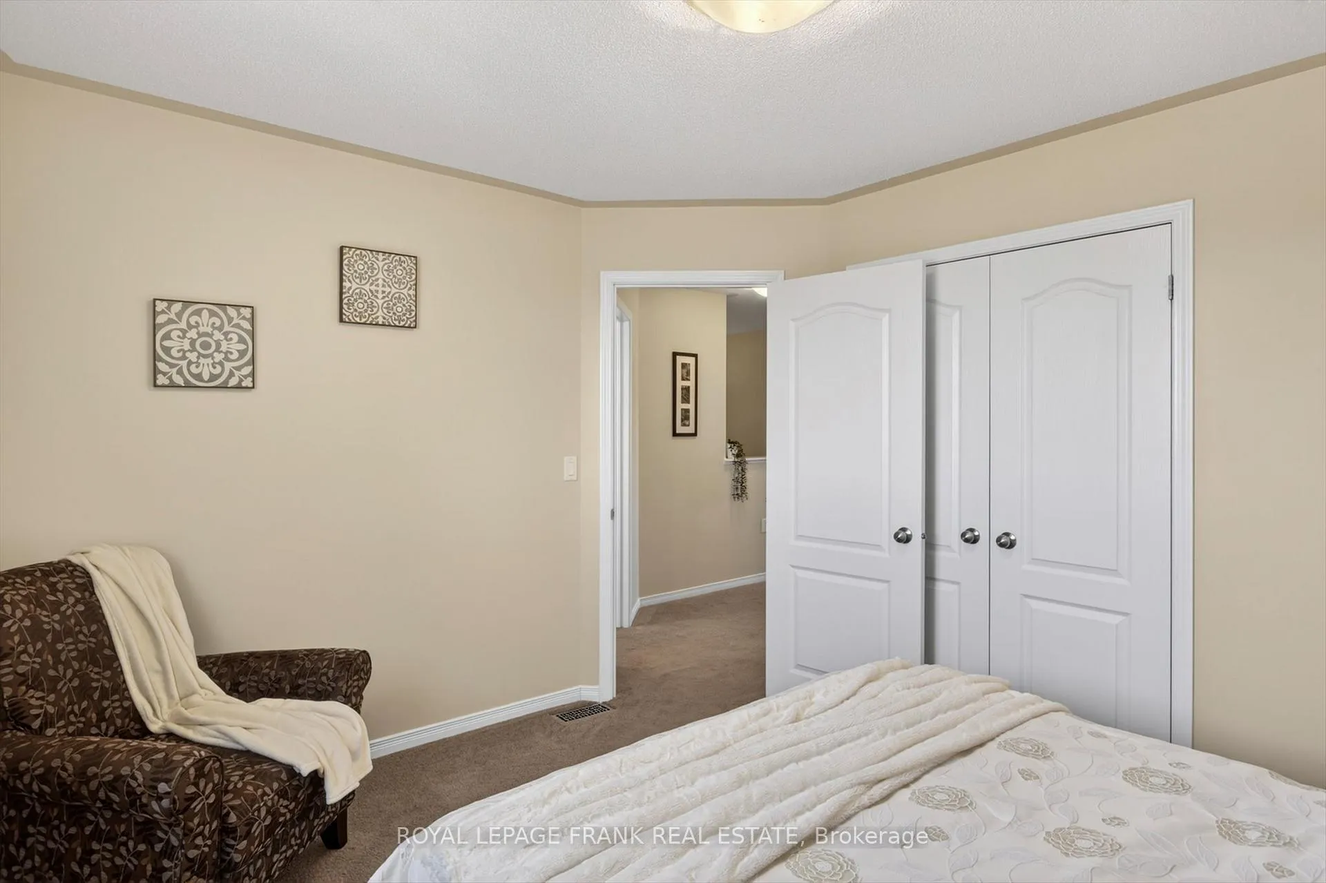 Photo 25 of 1527 Ireland Drive, Peterborough, Monaghan Ward 2 — HOMEH