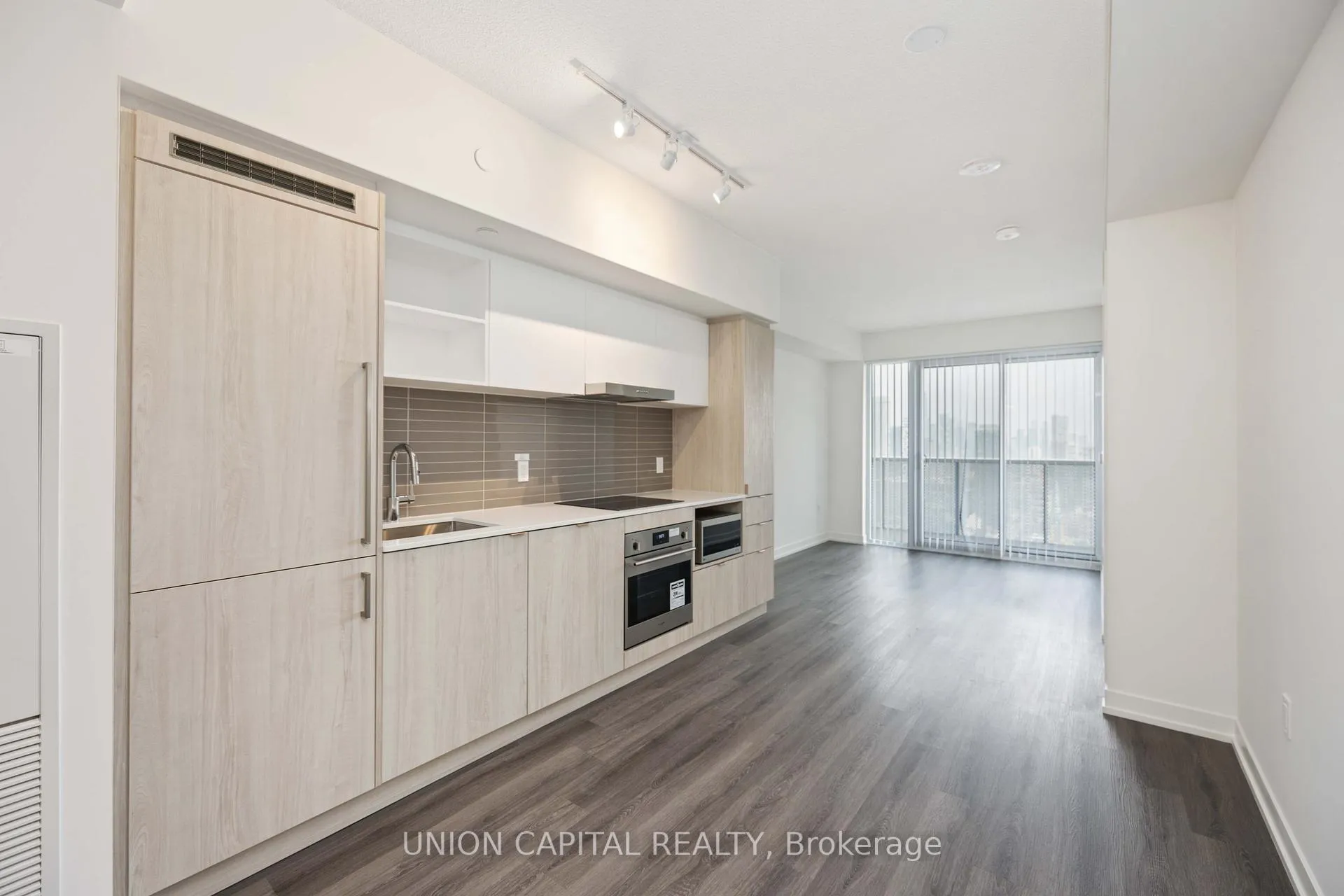 Photo 2 of Unit 4701, 138 Downes Street, Toronto, Waterfront Communities — HOMEH