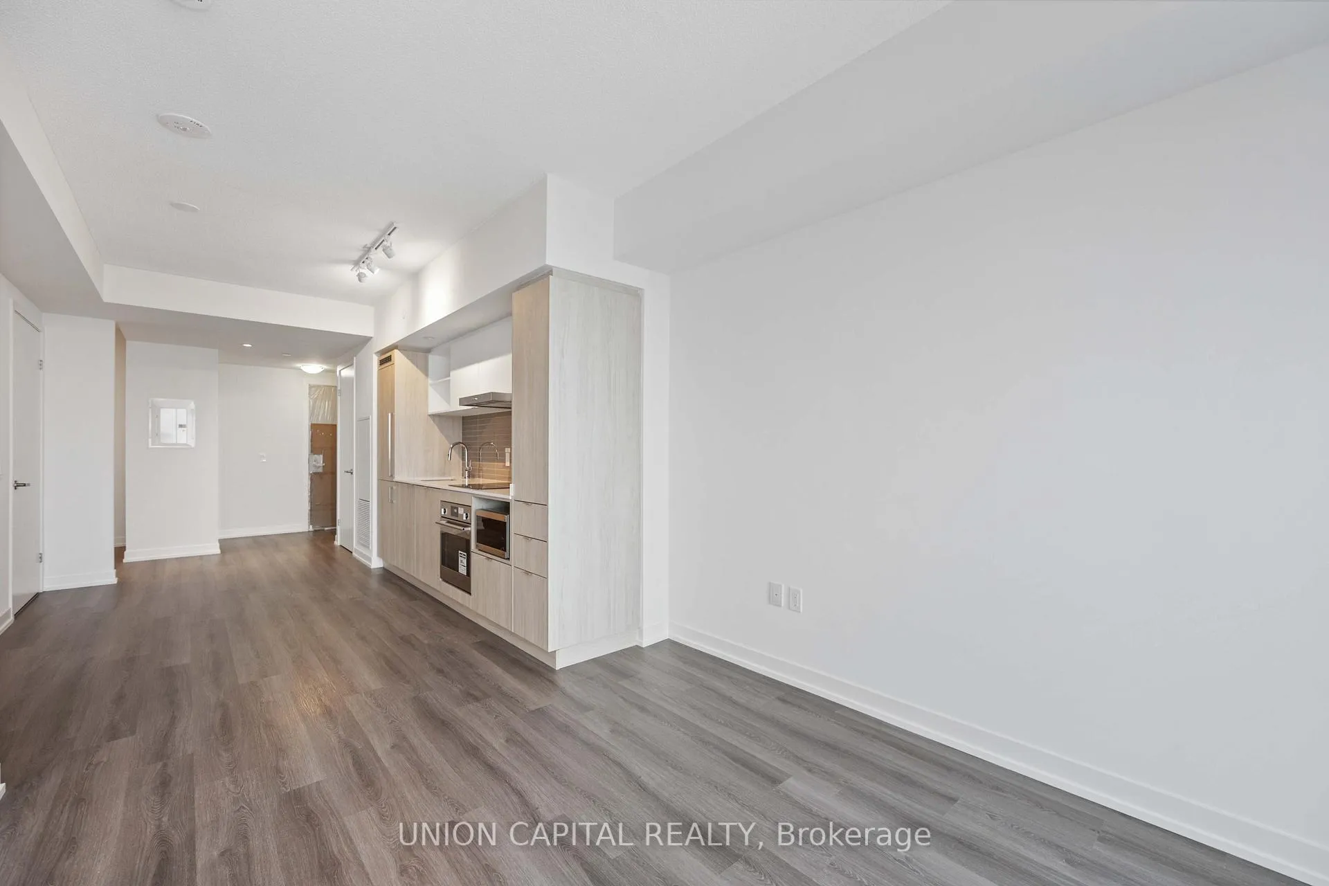 Photo 4 of Unit 4701, 138 Downes Street, Toronto, Waterfront Communities — HOMEH