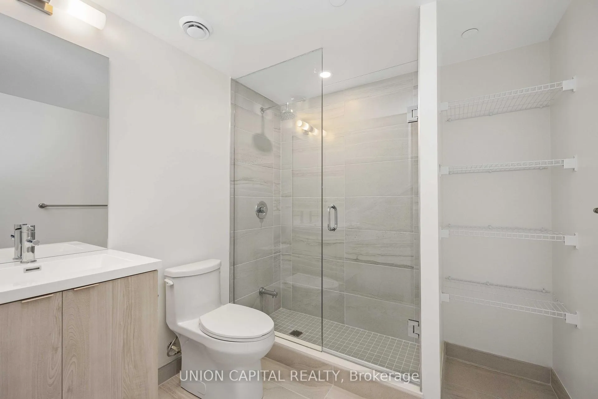 Photo 18 of Unit 4701, 138 Downes Street, Toronto, Waterfront Communities — HOMEH
