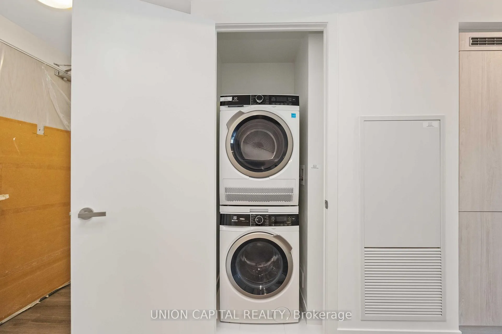 Photo 23 of Unit 4701, 138 Downes Street, Toronto, Waterfront Communities — HOMEH