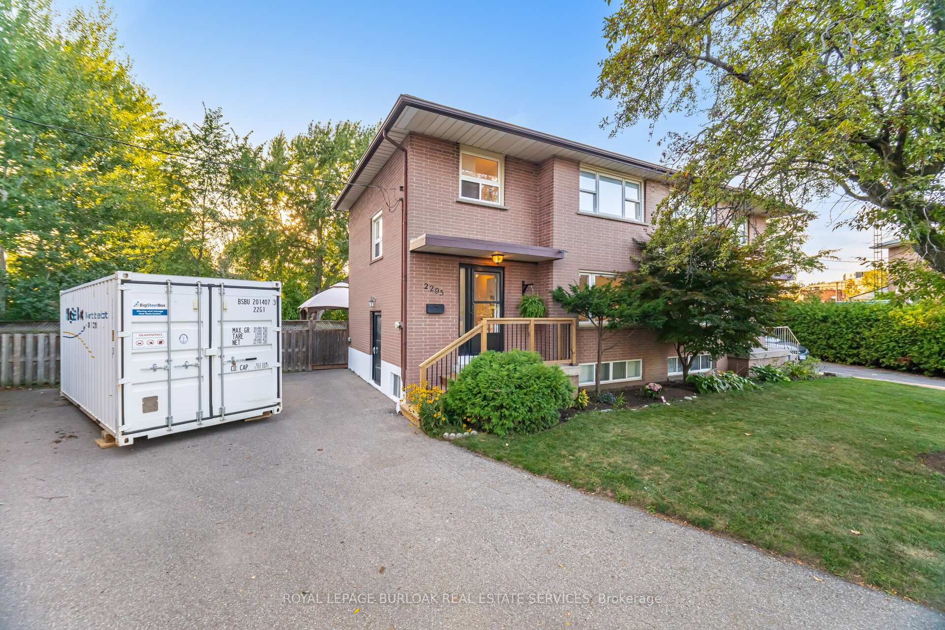 Photo 3 of 2295 Barclay Road, Burlington, Brant — HOMEH