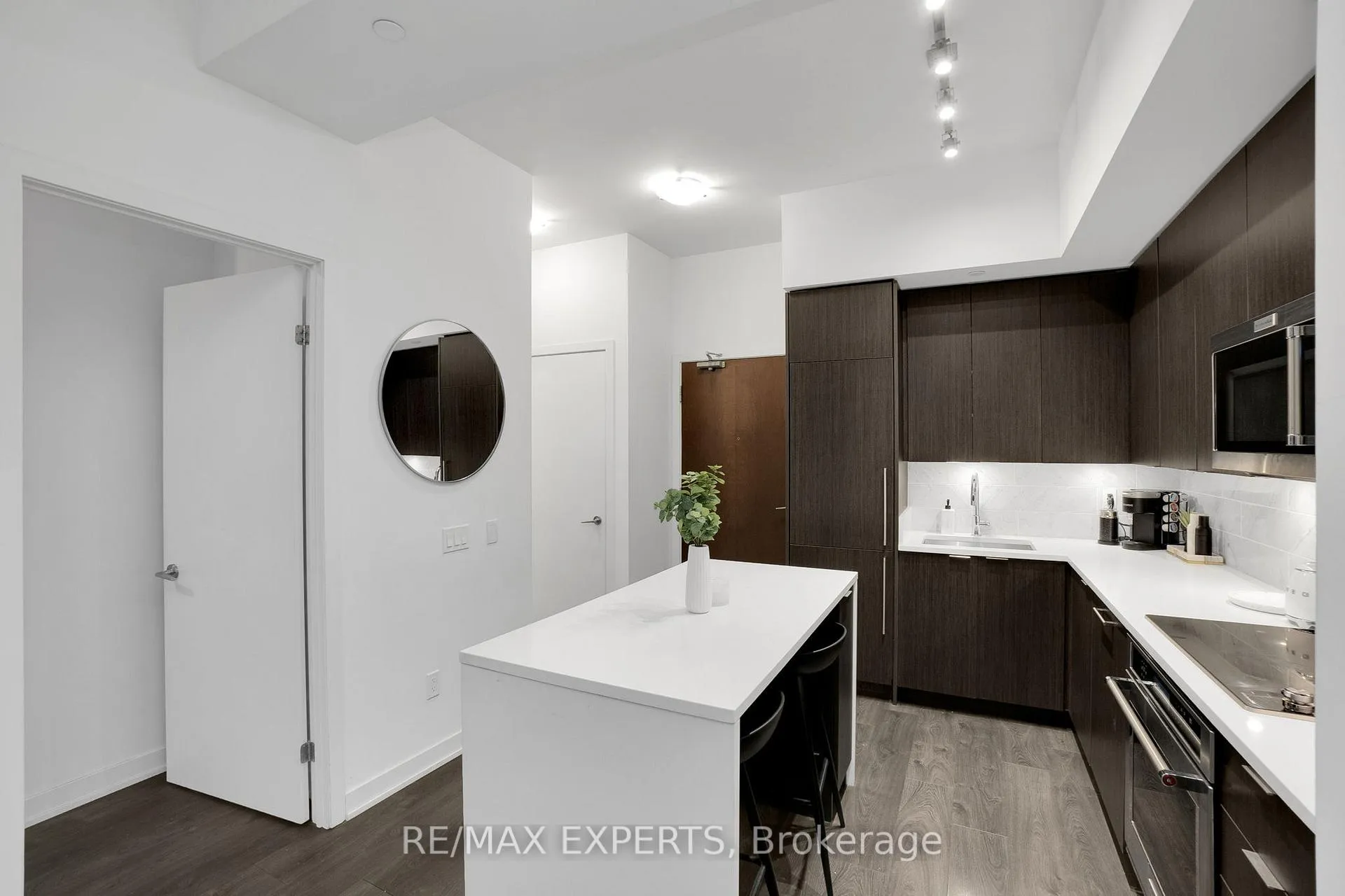 Photo 6 of Unit 118, 38 Iannuzzi Street, Toronto, Niagara — HOMEH