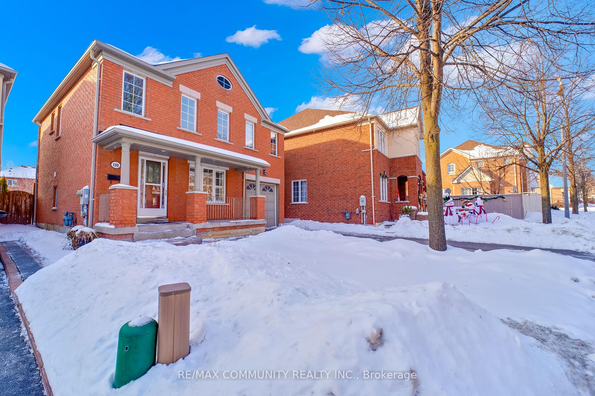 Photo 3 of 110 Mcsweeney Crescent, Ajax, Northwest Ajax — HOMEH
