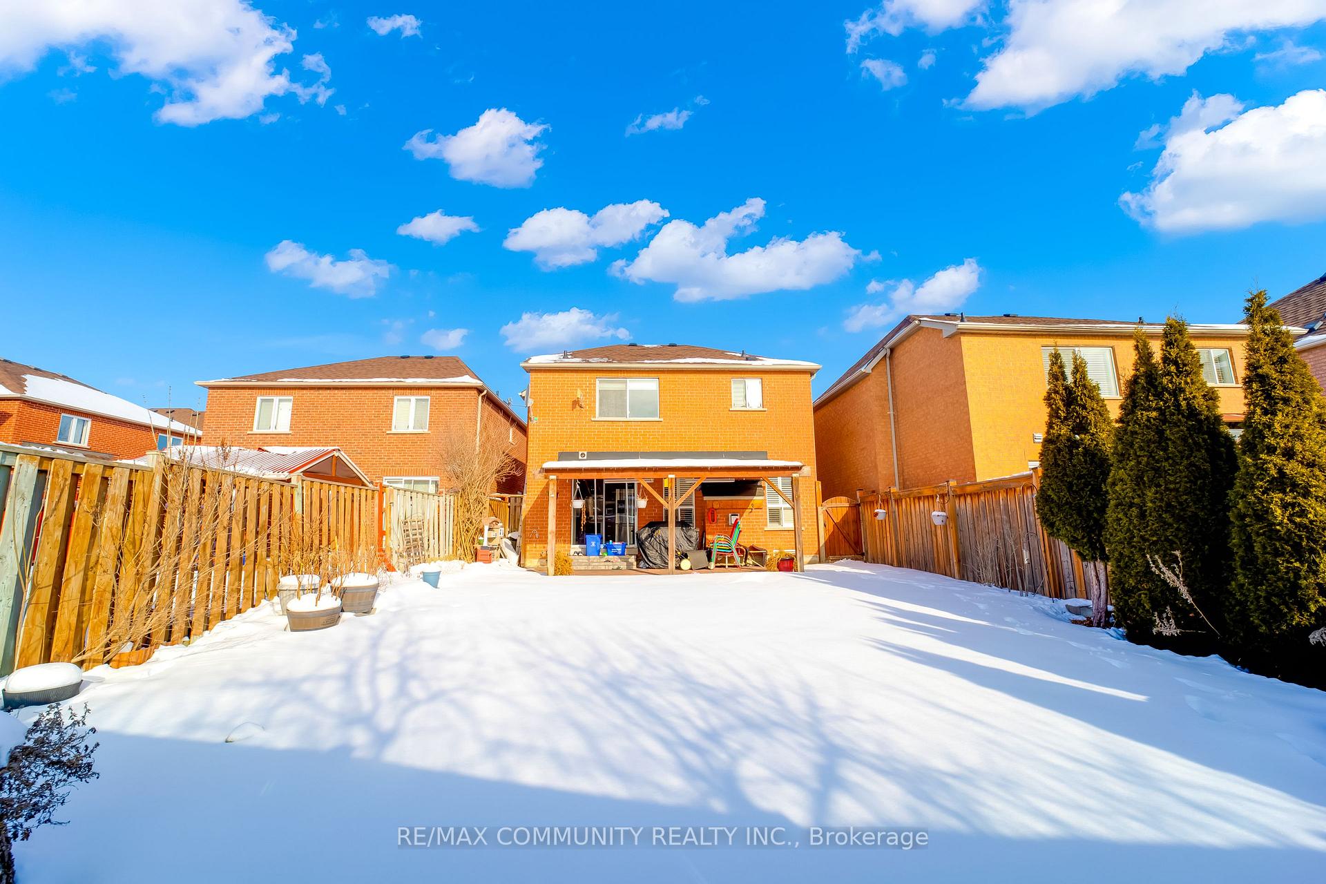 Photo 30 of 110 Mcsweeney Crescent, Ajax, Northwest Ajax — HOMEH