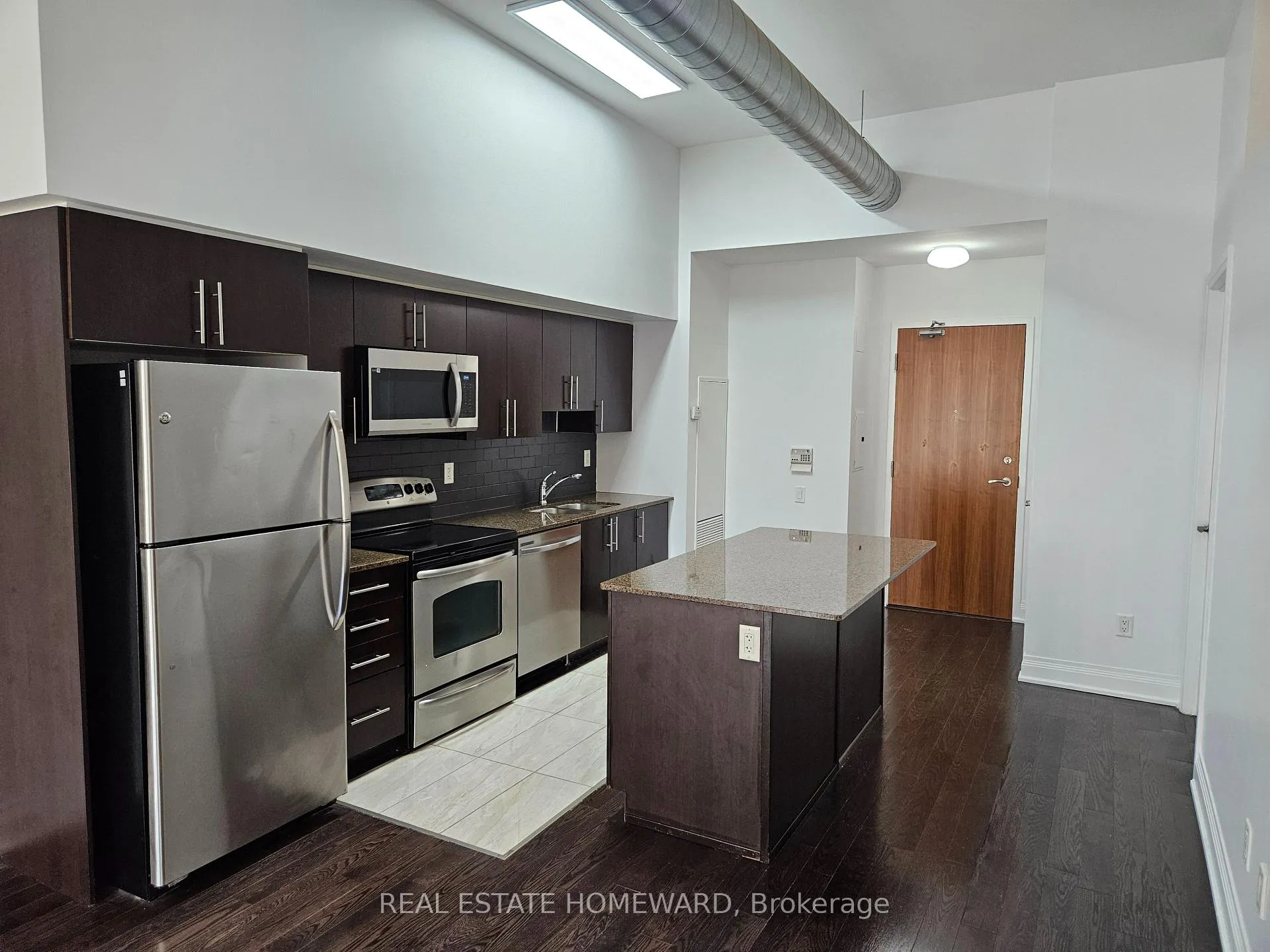 Photo 1 of Unit Loft #4, 2191 Yonge Street, Toronto, Mount Pleasant West — HOMEH