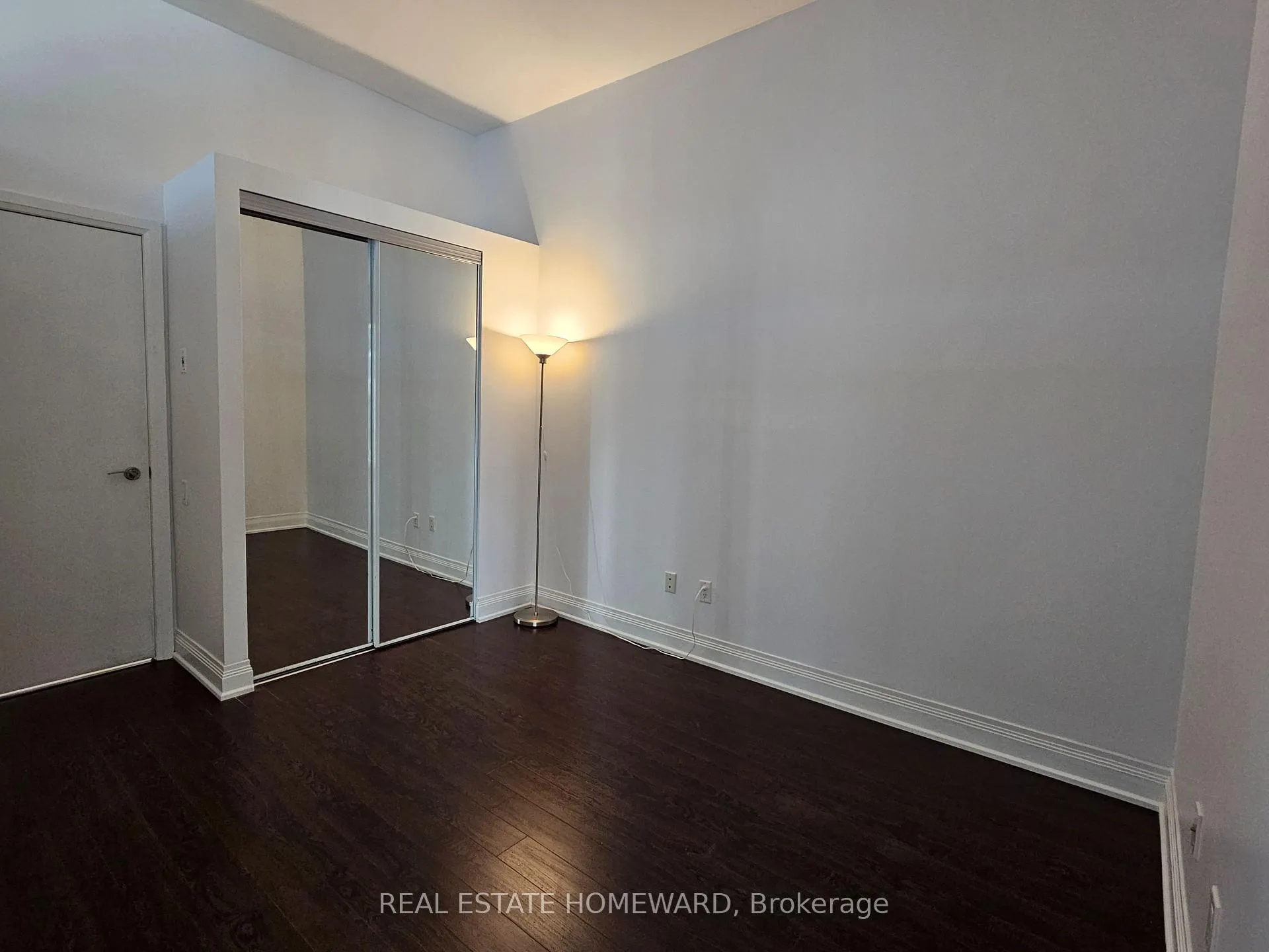 Photo 17 of Unit Loft #4, 2191 Yonge Street, Toronto, Mount Pleasant West — HOMEH