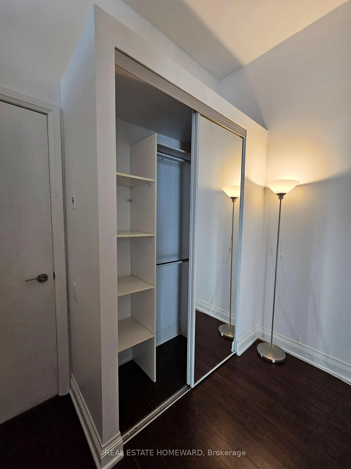 Photo 18 of Unit Loft #4, 2191 Yonge Street, Toronto, Mount Pleasant West — HOMEH