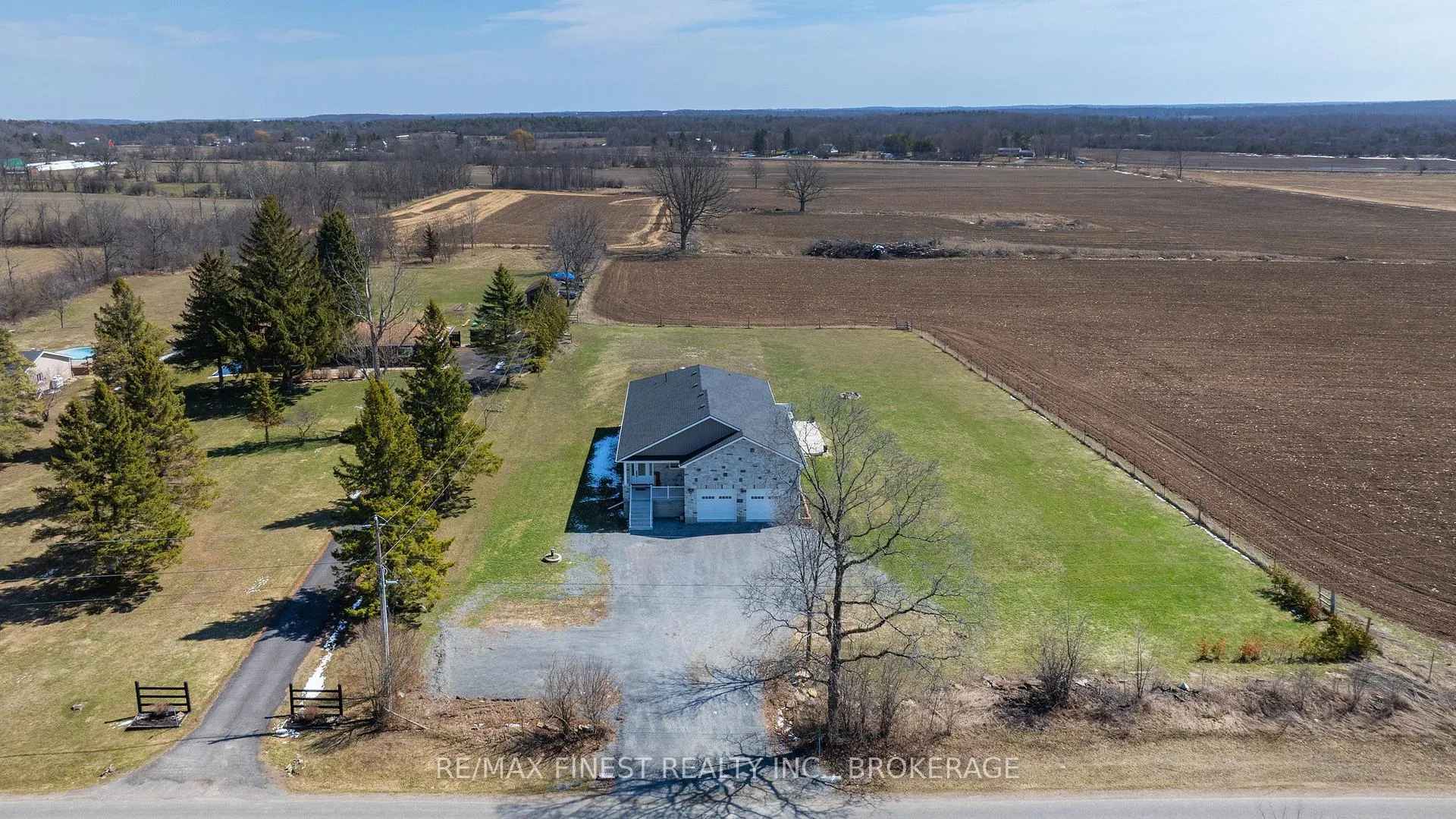 Photo 1 of 3118 Old Boy Road, Frontenac, Frontenac South — HOMEH