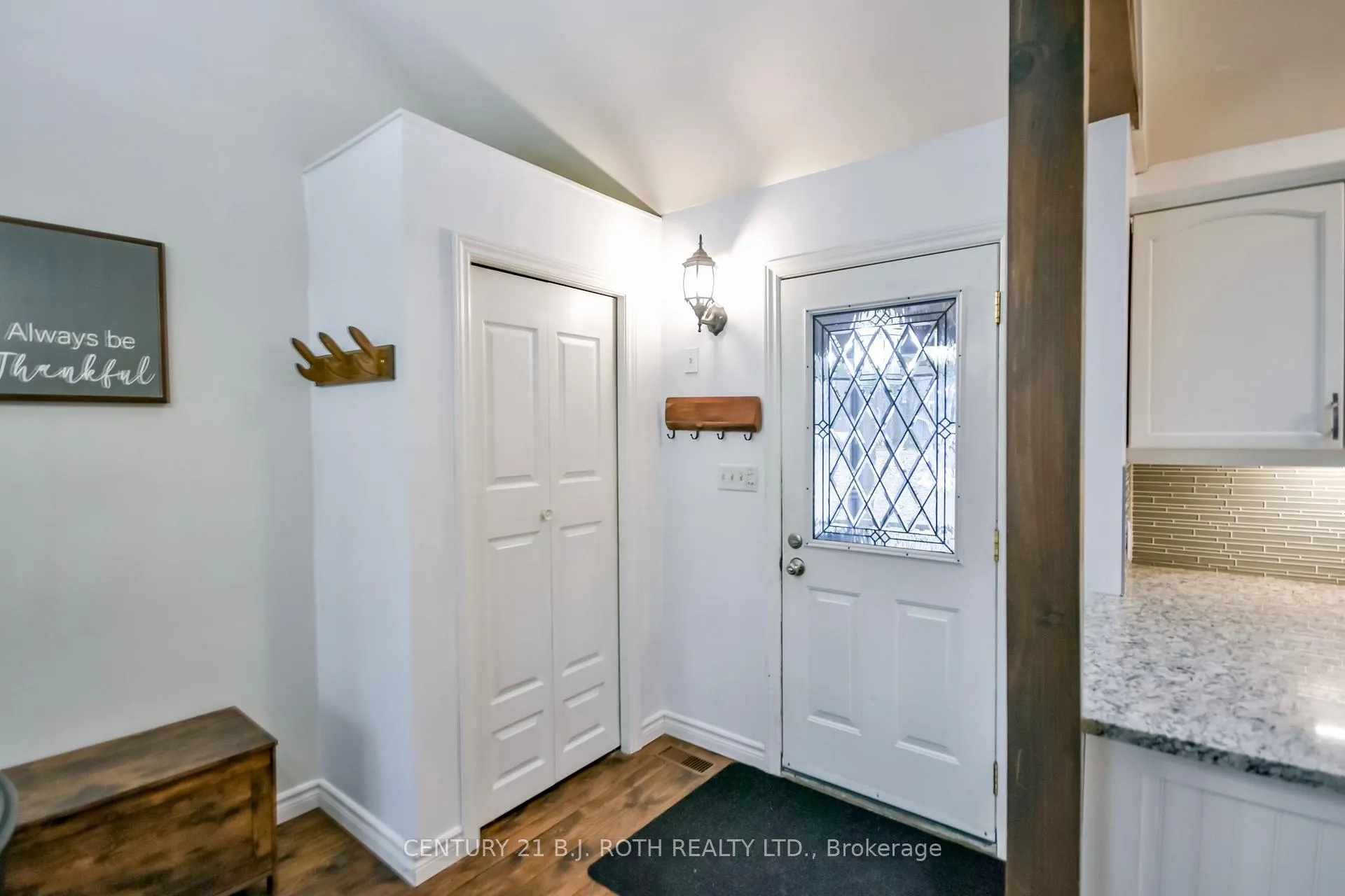 Photo 6 of 7767 Oakridge Drive, Ramara, Rural Ramara — HOMEH