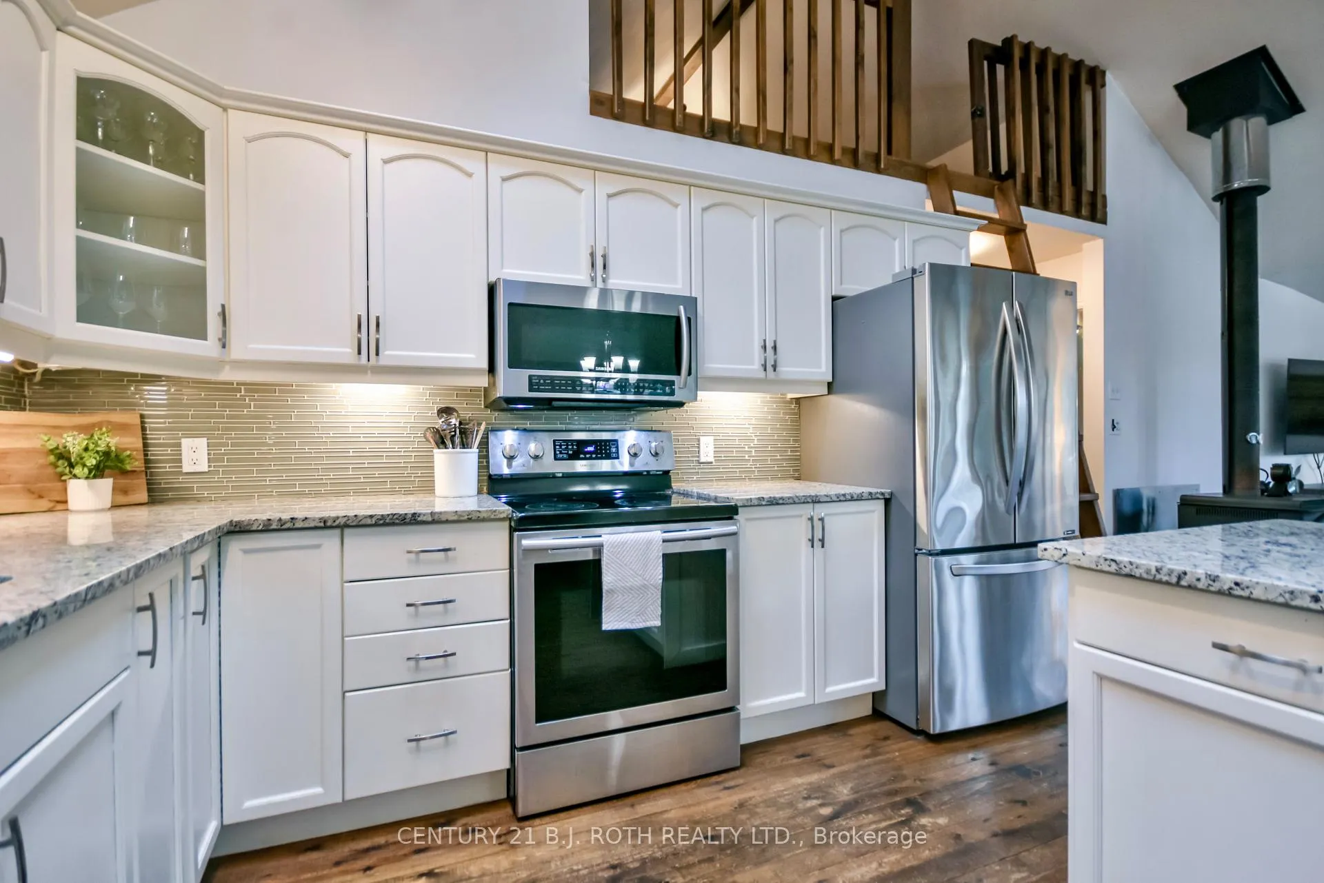 Photo 9 of 7767 Oakridge Drive, Ramara, Rural Ramara — HOMEH