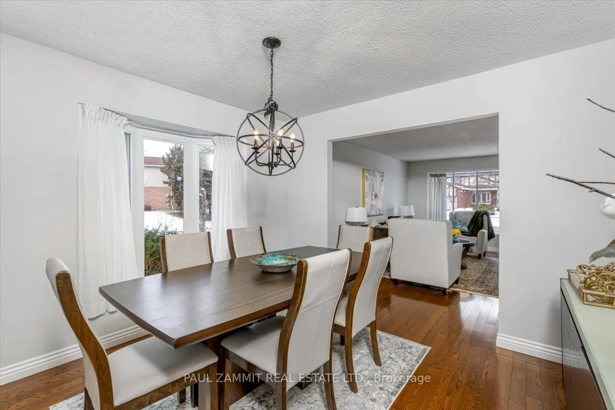 Photo 9 of 153 Willowbrook Road, Markham, Aileen-Willowbrook — HOMEH