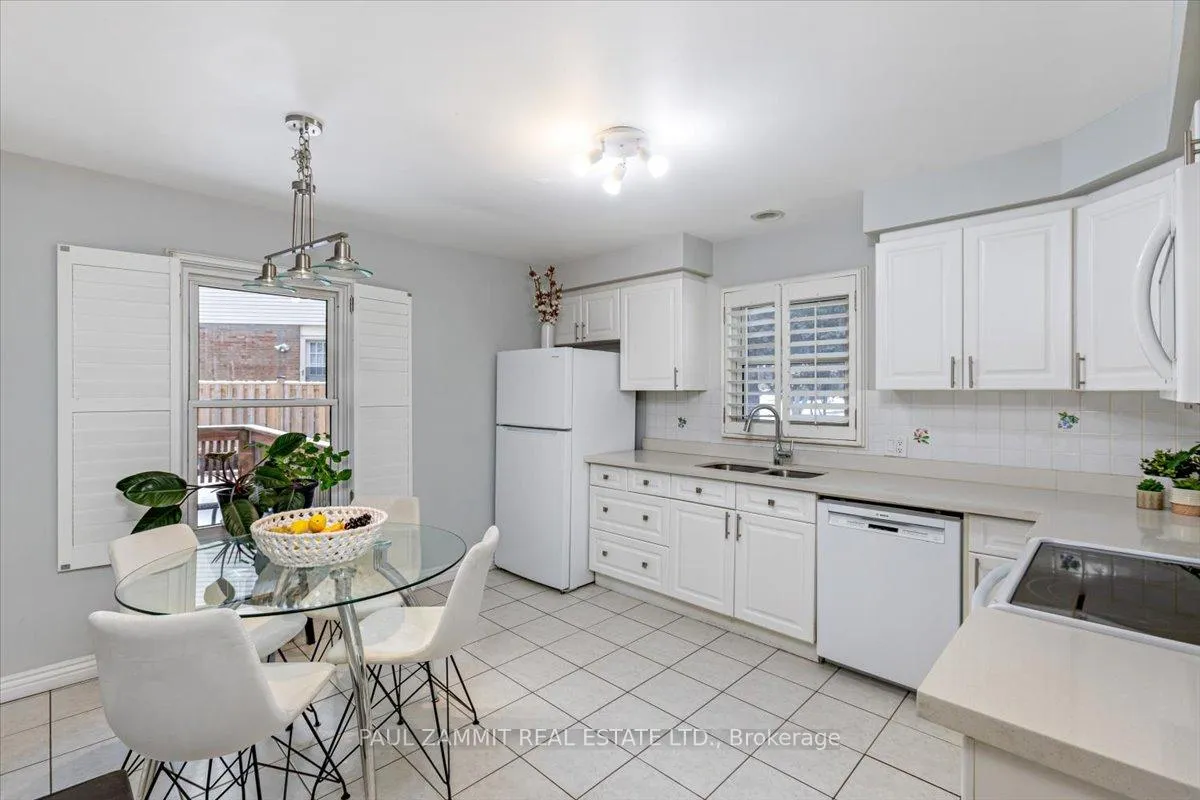 Photo 10 of 153 Willowbrook Road, Markham, Aileen-Willowbrook — HOMEH