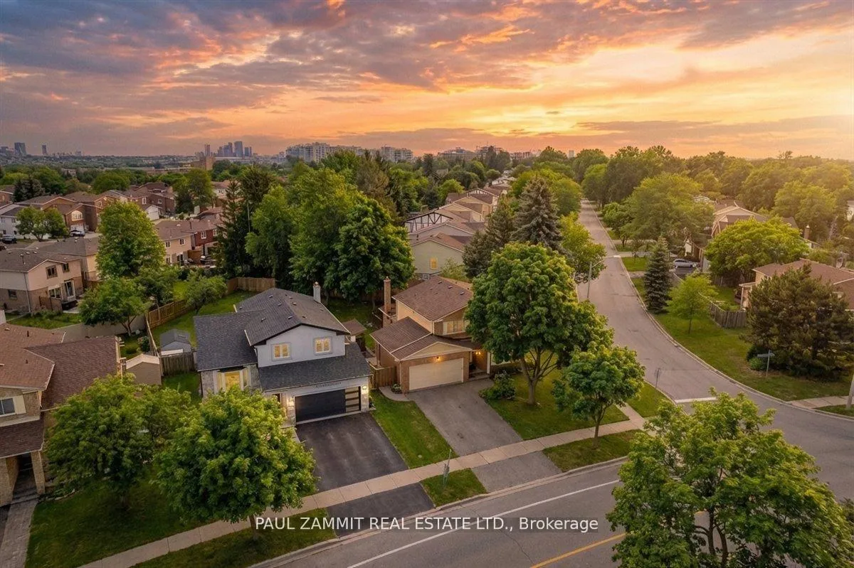 Photo 32 of 153 Willowbrook Road, Markham, Aileen-Willowbrook — HOMEH