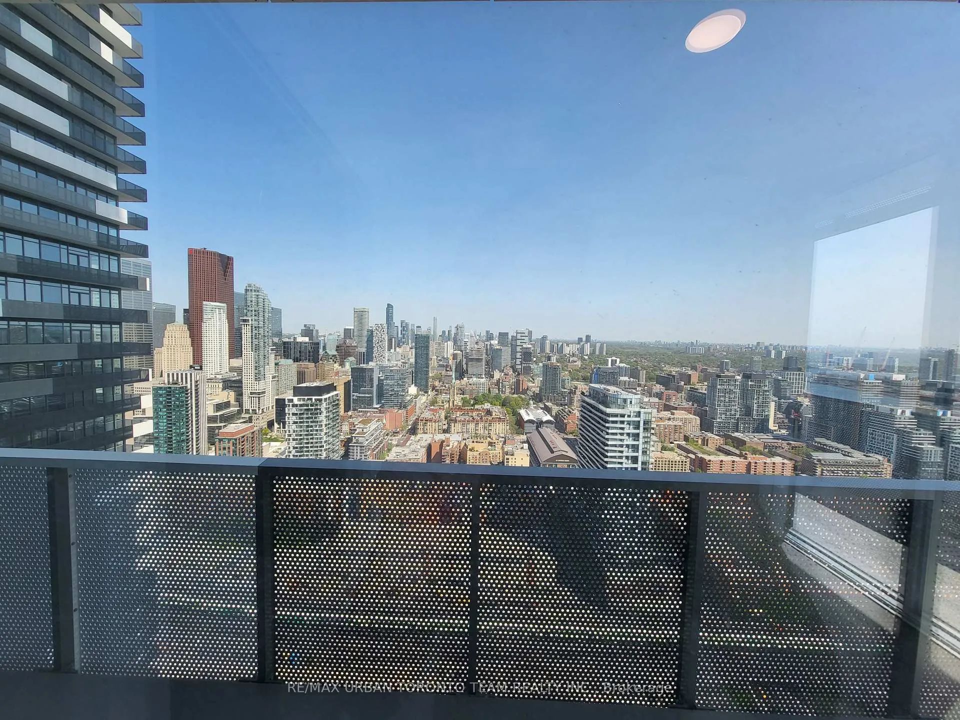Photo 11 of Unit 5803, 138 Downes Street, Toronto, Waterfront Communities — HOMEH