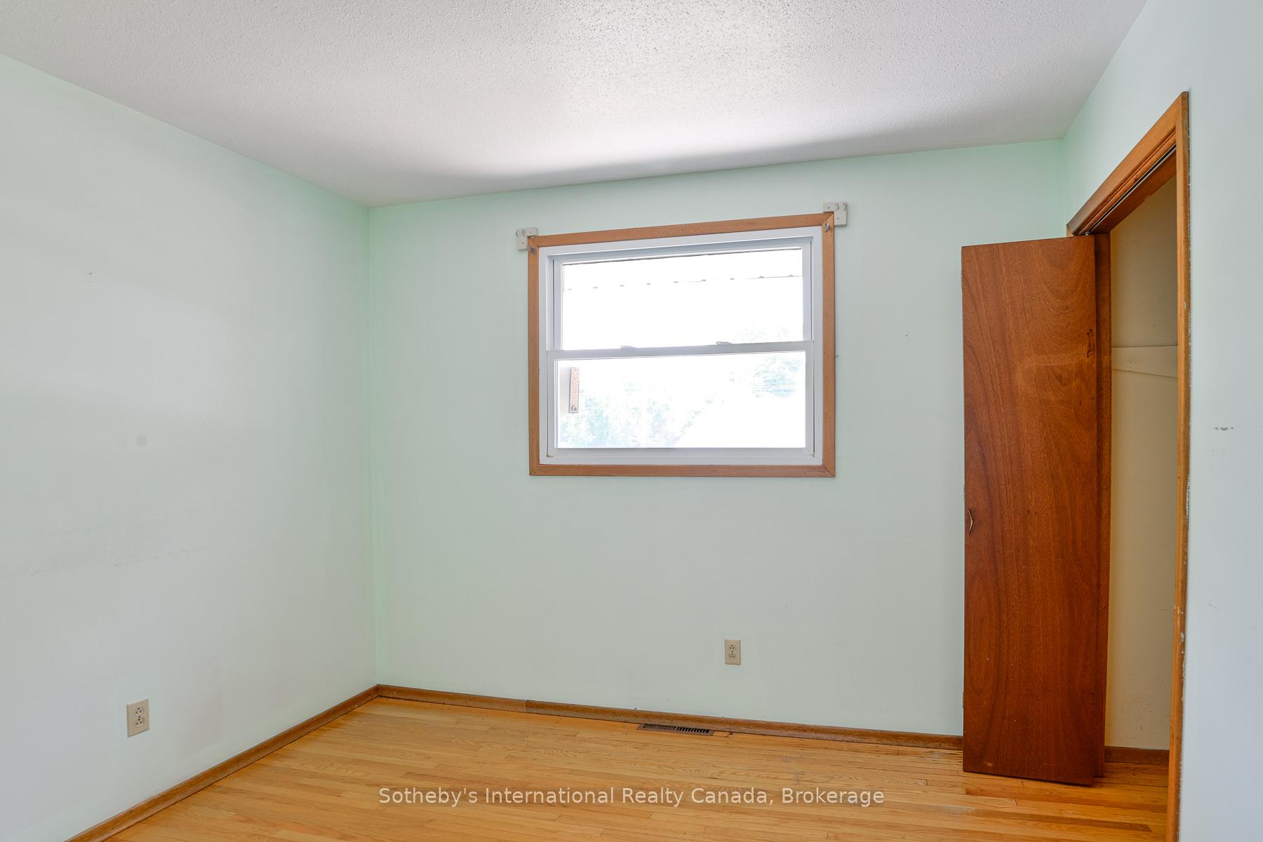 Photo 10 of 455 Fairview Drive, Gravenhurst, Muskoka (S) — HOMEH