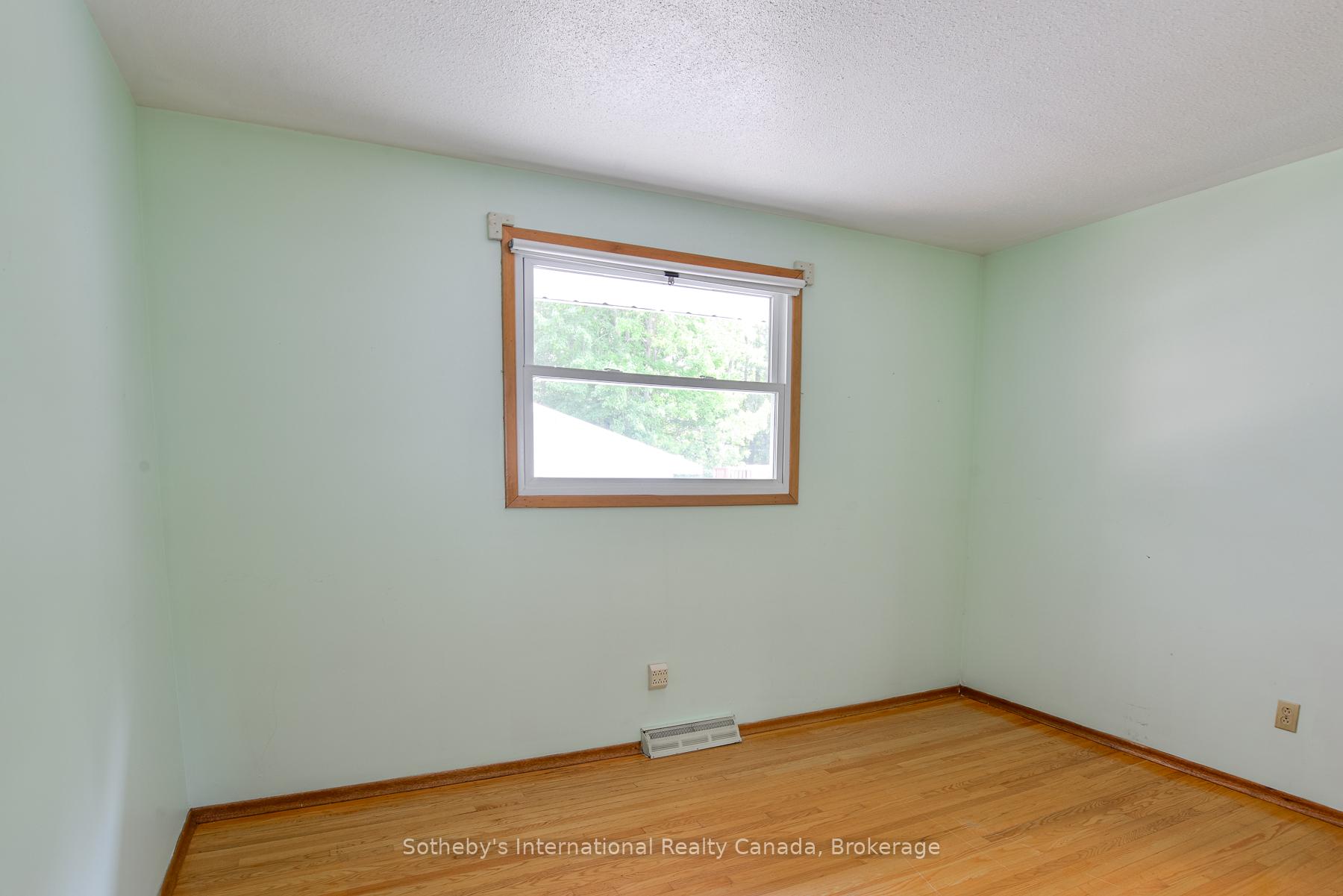 Photo 12 of 455 Fairview Drive, Gravenhurst, Muskoka (S) — HOMEH