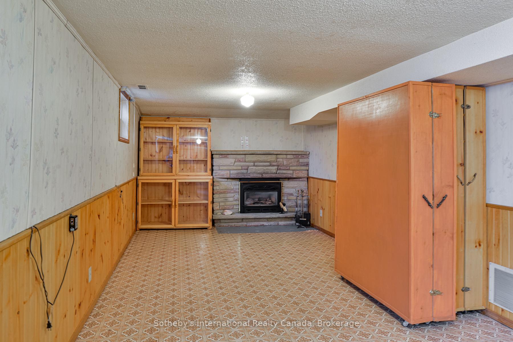 Photo 14 of 455 Fairview Drive, Gravenhurst, Muskoka (S) — HOMEH