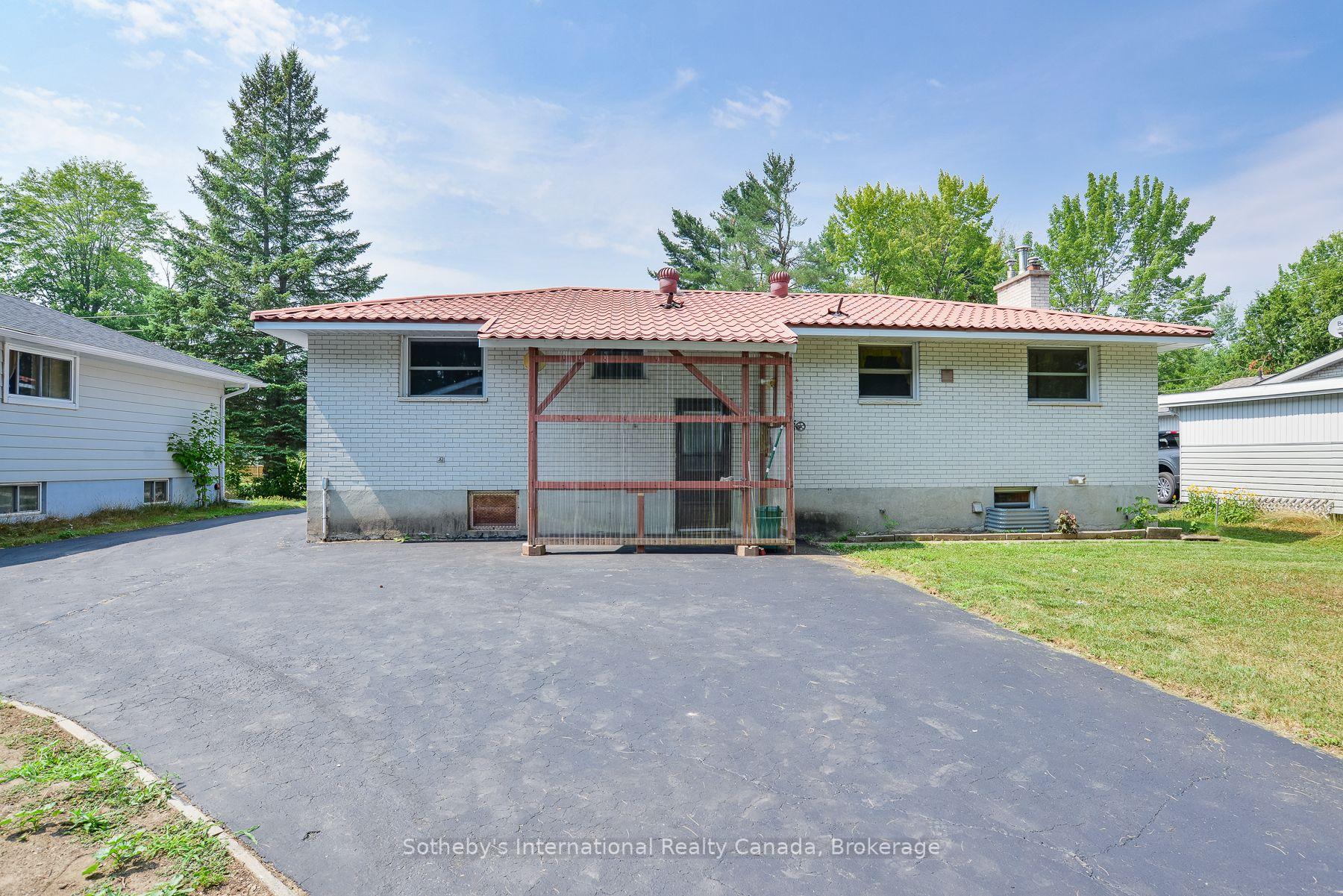 Photo 23 of 455 Fairview Drive, Gravenhurst, Muskoka (S) — HOMEH