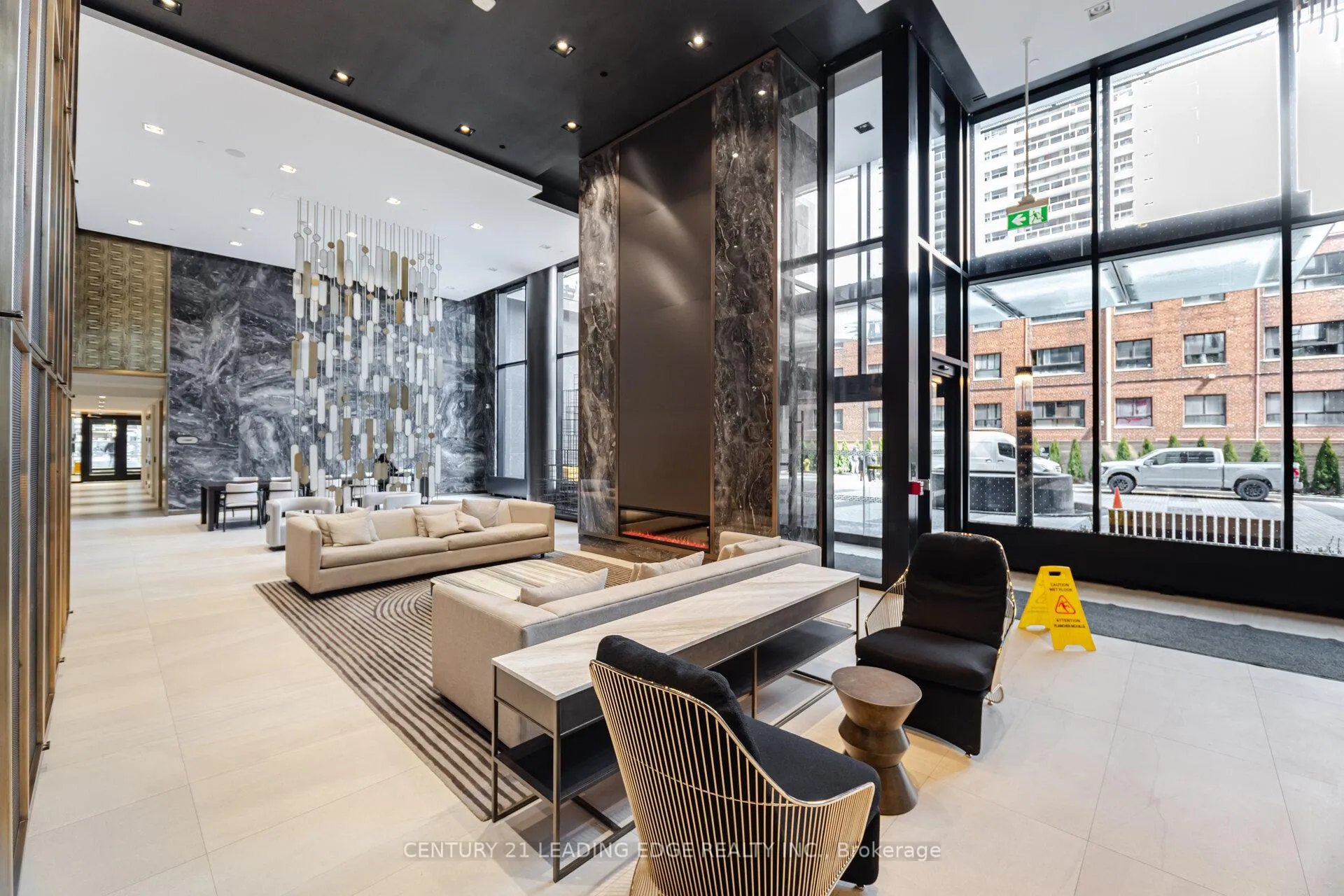 Photo 2 of Unit 3107, 117 Broadway Avenue, Toronto, Mount Pleasant West — HOMEH