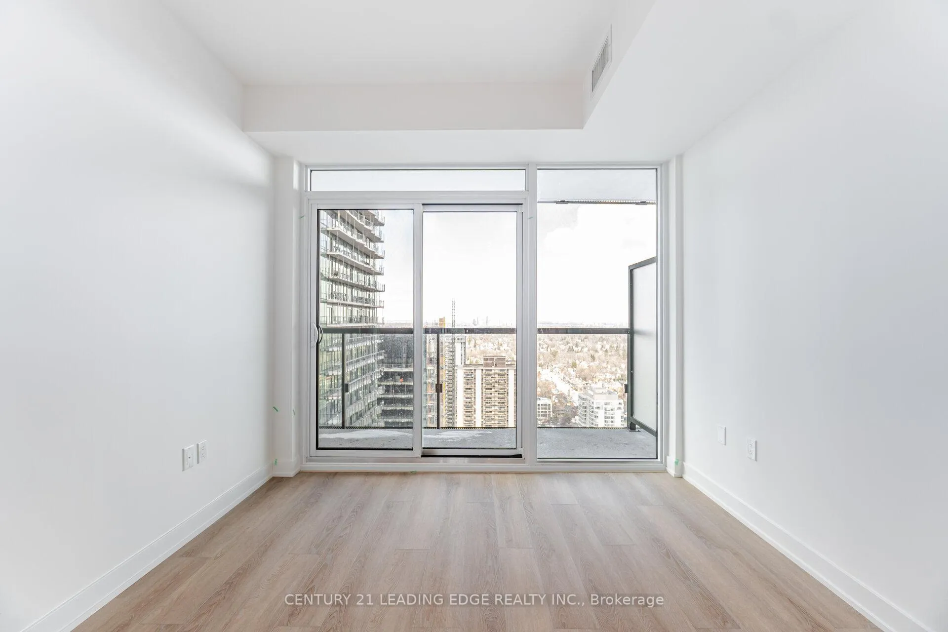 Photo 12 of Unit 3107, 117 Broadway Avenue, Toronto, Mount Pleasant West — HOMEH