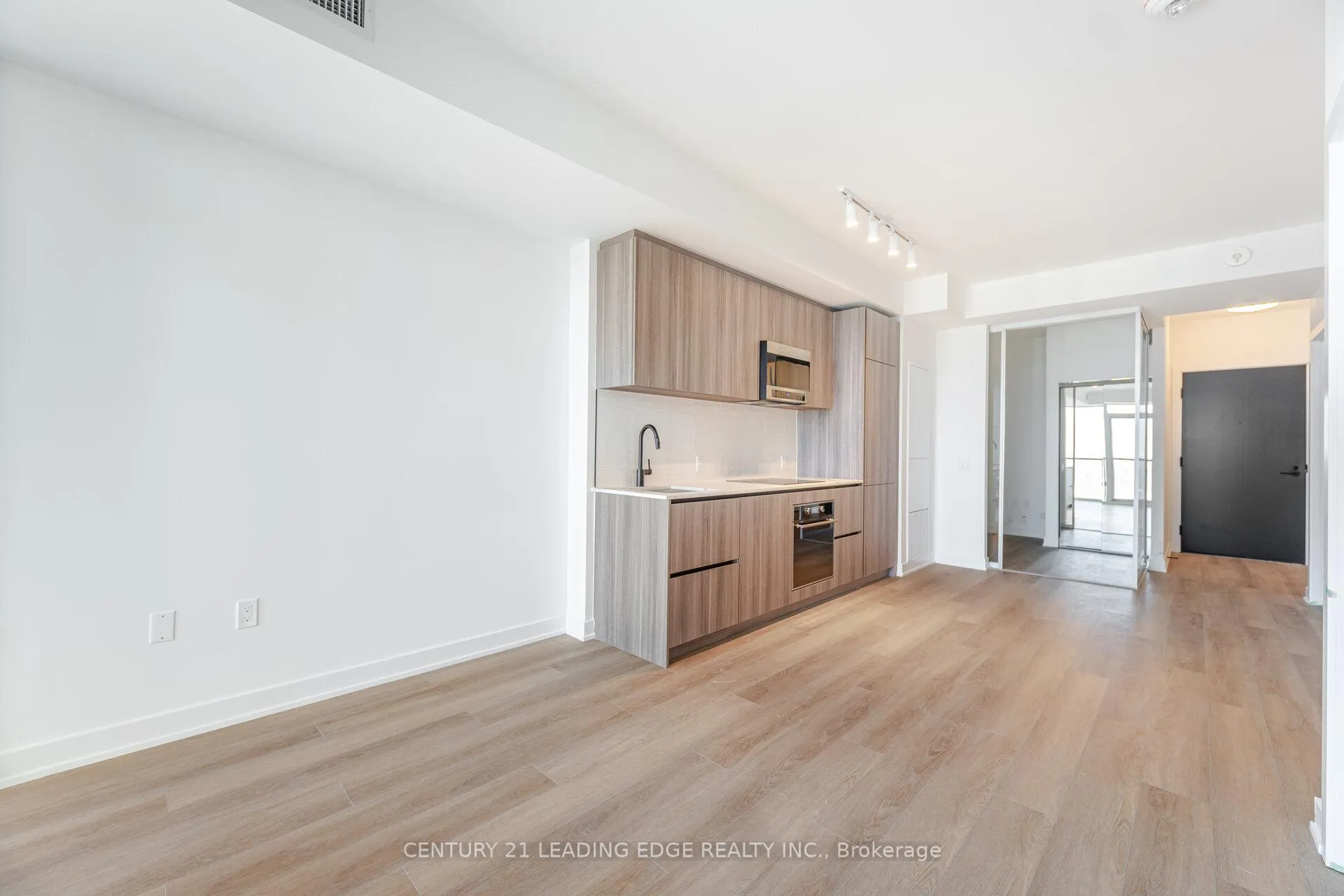 Photo 14 of Unit 3107, 117 Broadway Avenue, Toronto, Mount Pleasant West — HOMEH