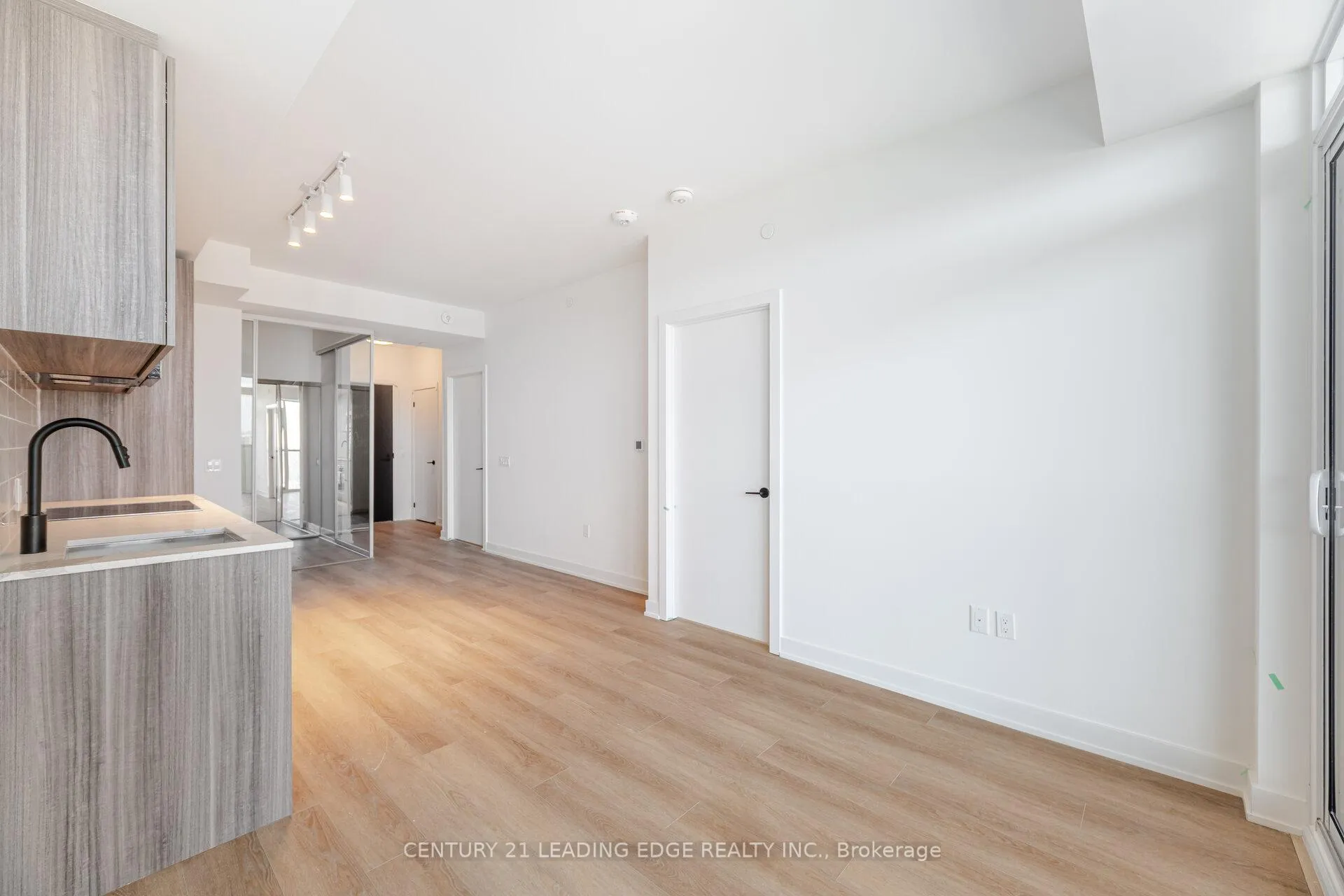 Photo 16 of Unit 3107, 117 Broadway Avenue, Toronto, Mount Pleasant West — HOMEH