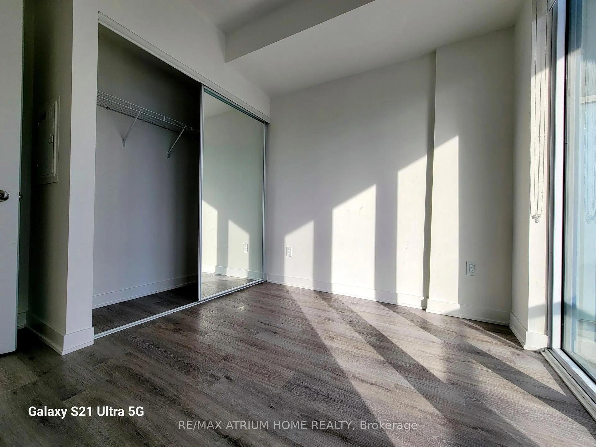 Photo 10 of Unit 2508E, 70 Princess Street, Toronto, Waterfront Communities — HOMEH