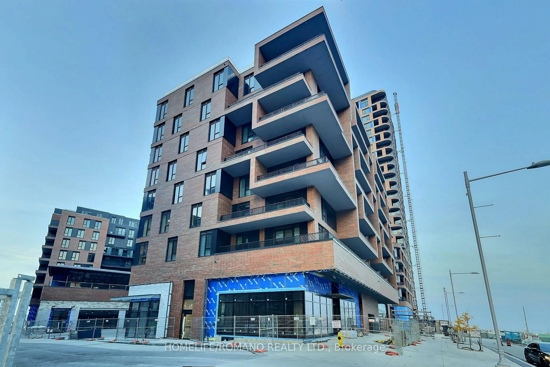 Photo 1 of Unit 916, 38 Simcoe Promenade, Markham, Unionville — HOMEH