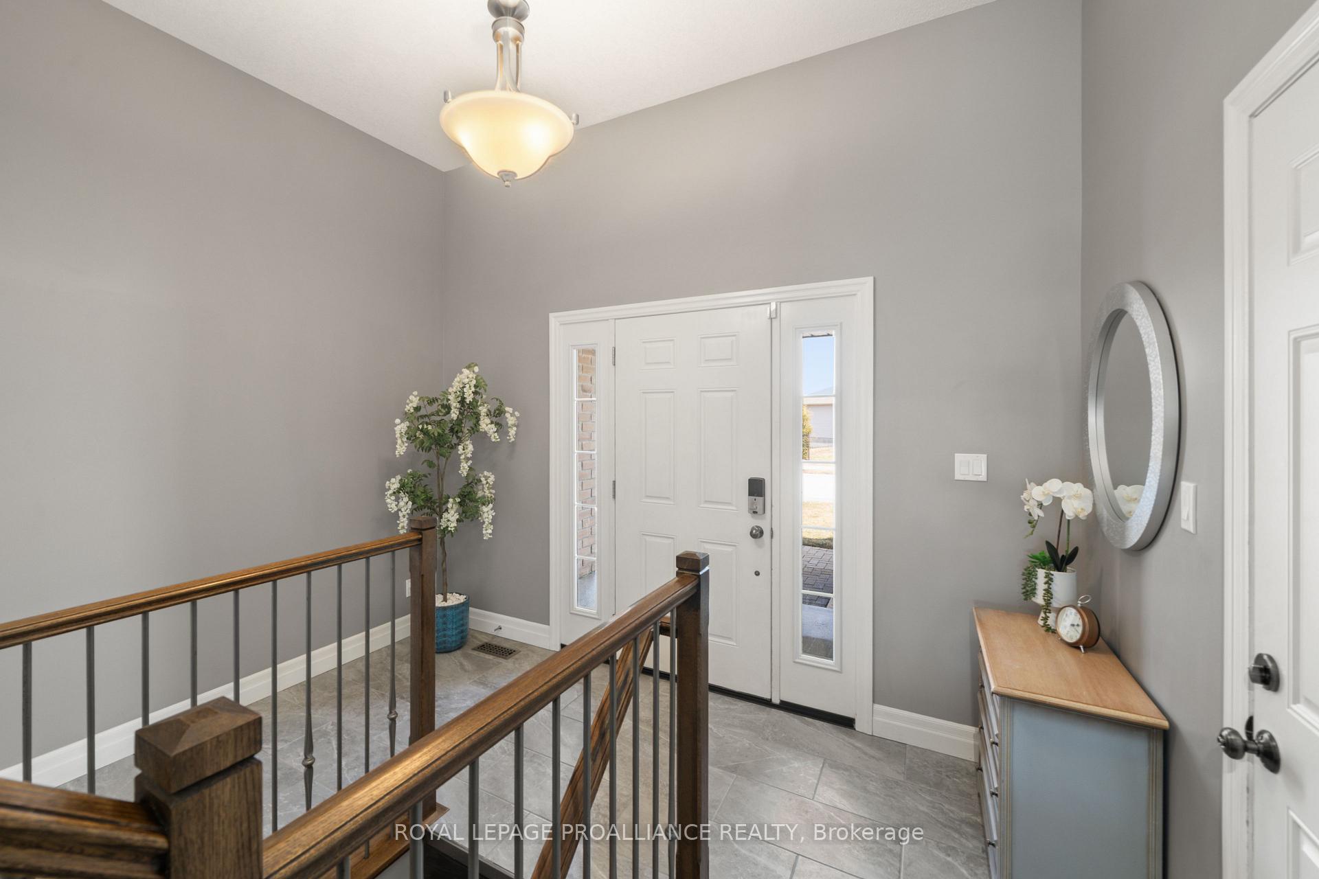 Photo 4 of 62 Lambert Drive, Belleville, Belleville Ward — HOMEH