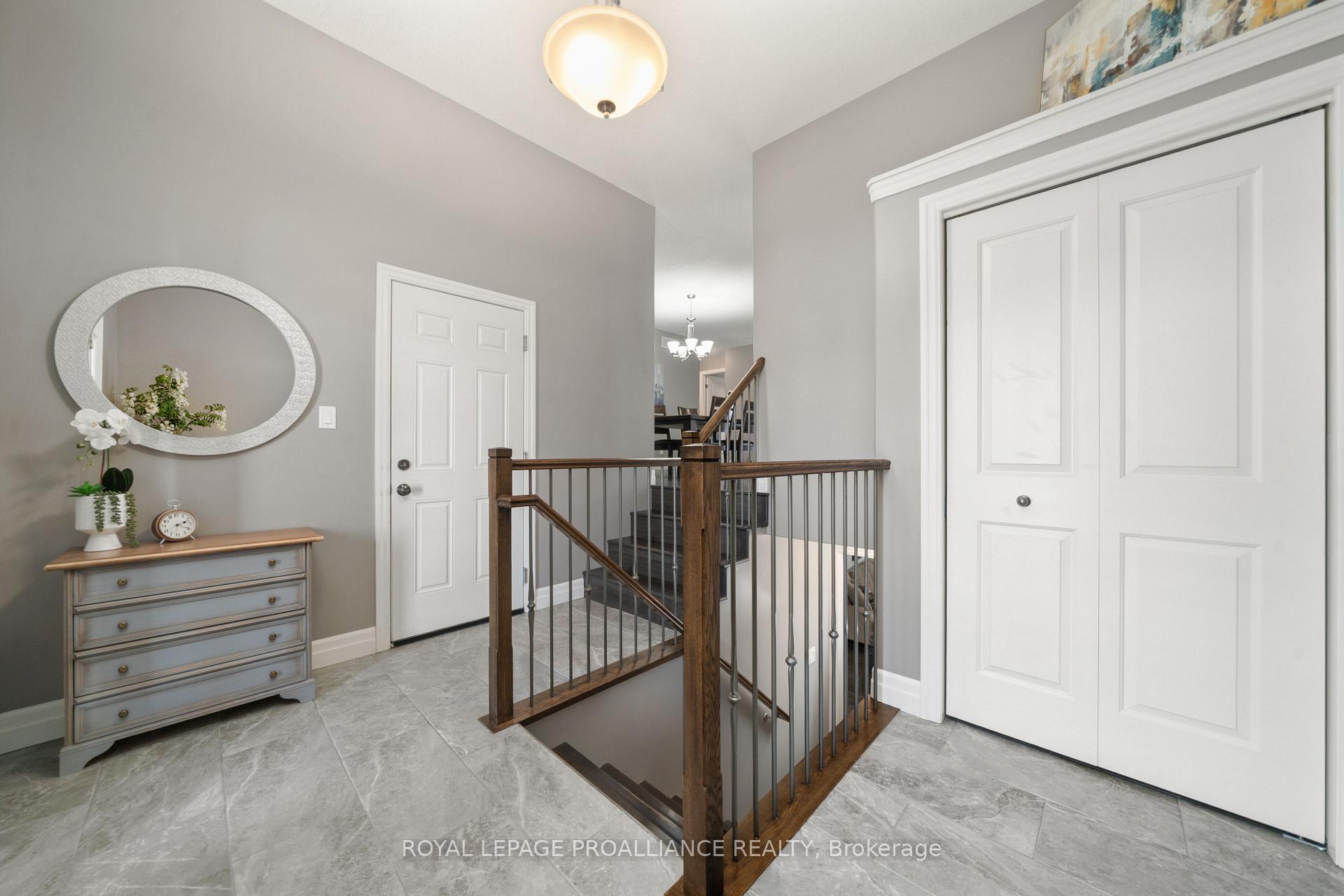 Photo 5 of 62 Lambert Drive, Belleville, Belleville Ward — HOMEH