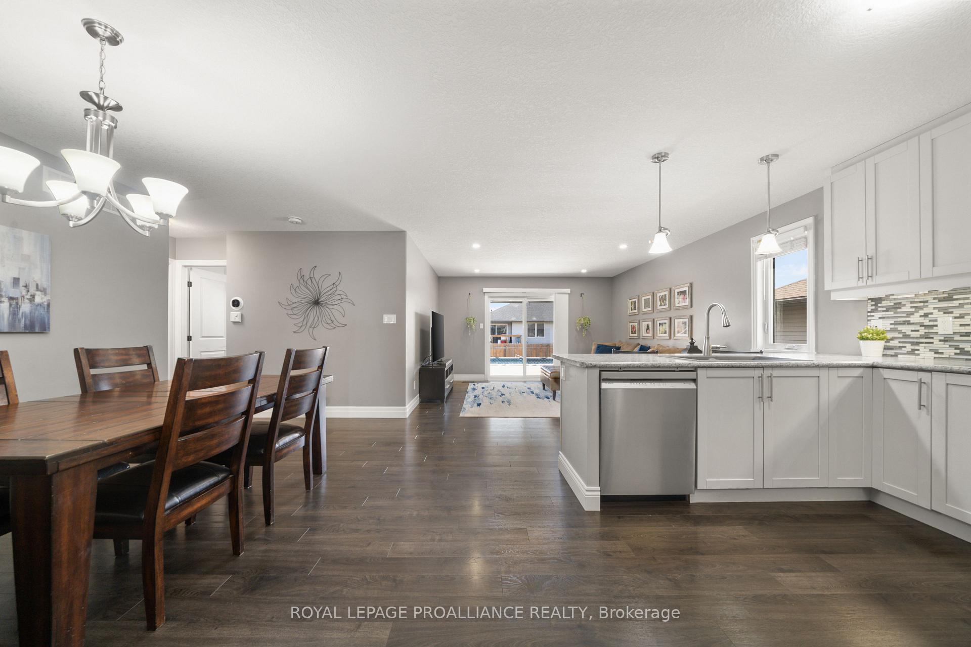 Photo 10 of 62 Lambert Drive, Belleville, Belleville Ward — HOMEH