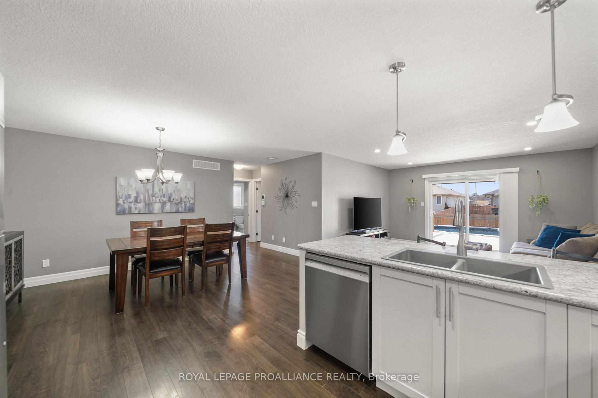Photo 12 of 62 Lambert Drive, Belleville, Belleville Ward — HOMEH