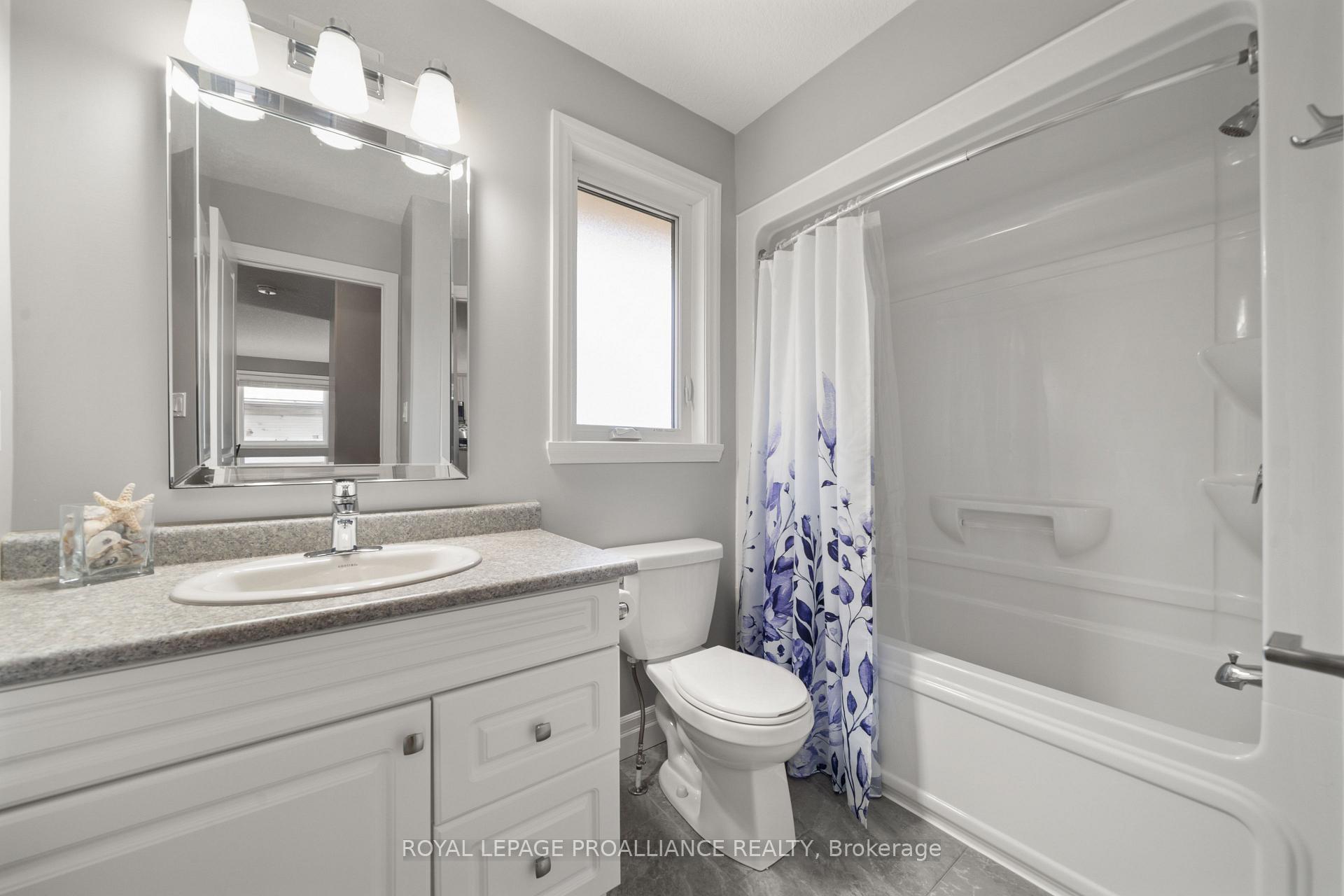 Photo 17 of 62 Lambert Drive, Belleville, Belleville Ward — HOMEH