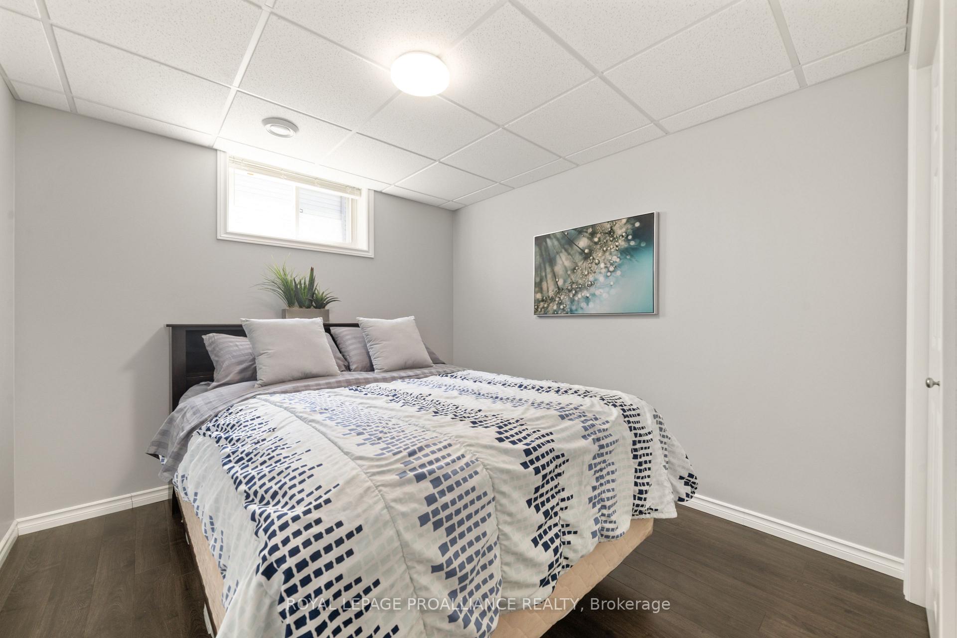 Photo 33 of 62 Lambert Drive, Belleville, Belleville Ward — HOMEH