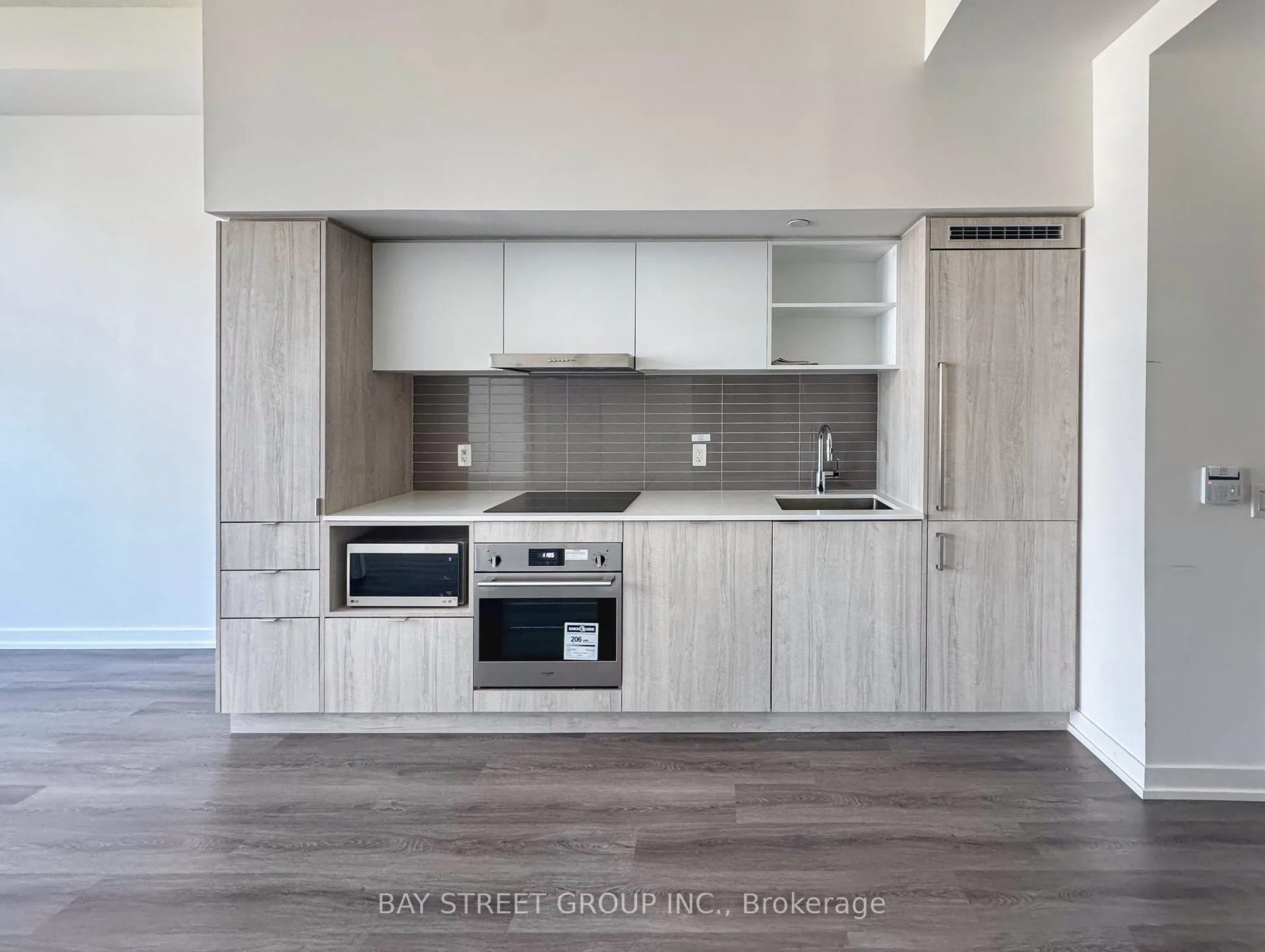 Front of Unit 1212, 138 Downes Street