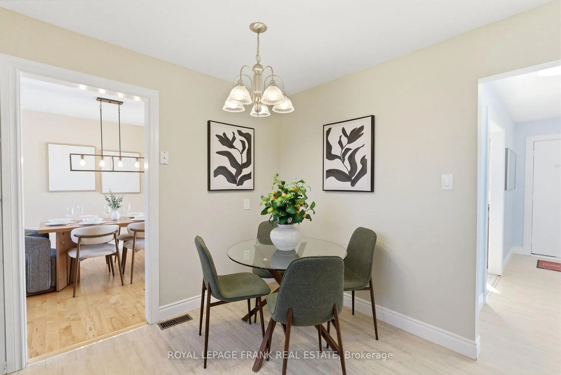 Photo 19 of 565 Charrington Avenue, Oshawa, Centennial — HOMEH